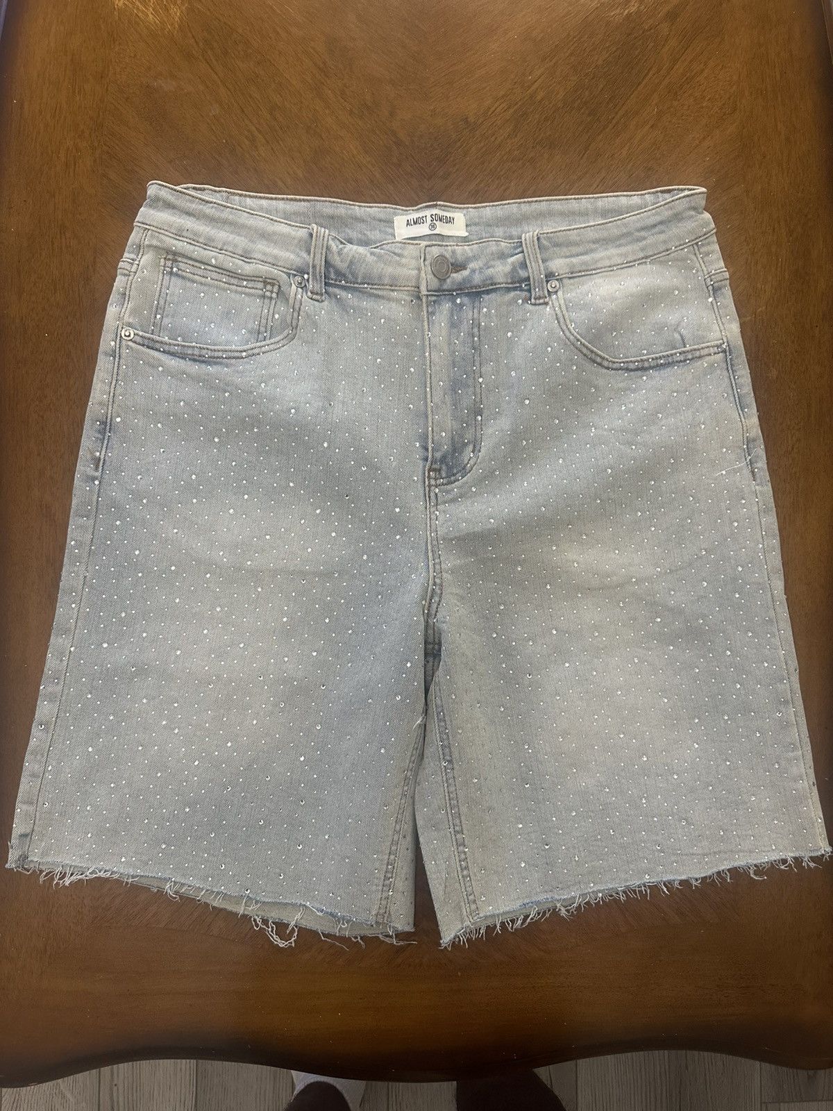 MNML Will get all that’s listed for that price. Read description Size US 36 / EU 52 - 6 Thumbnail