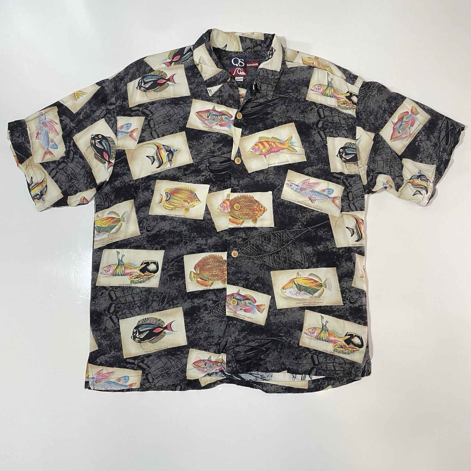 Quicksilver VTG USA Quiksilver QS Shirt Hawaiian Fish Print Shirt Rayon Size US M / EU 48-50 / 2 - 1 Thumbnail