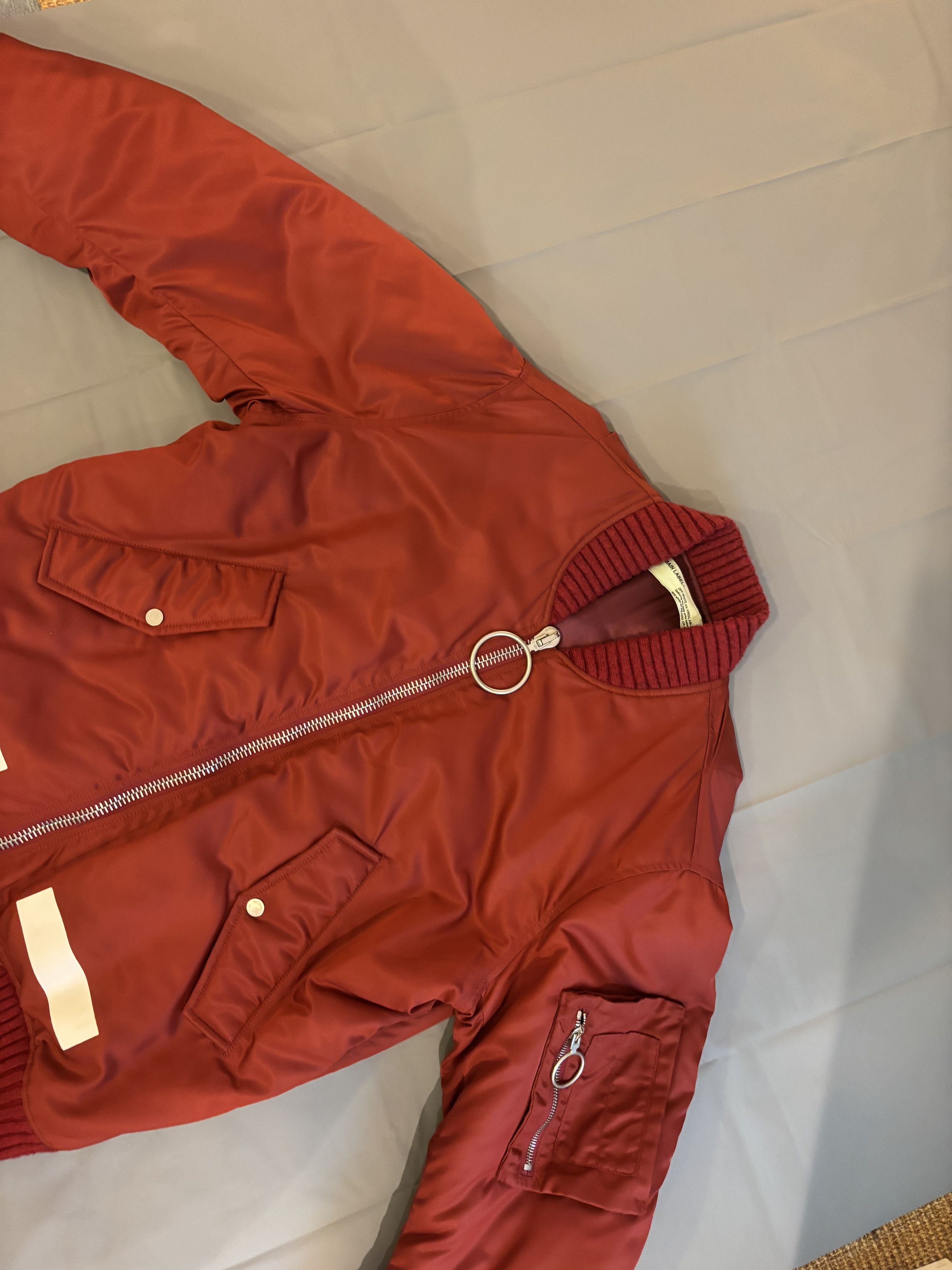 Off-White Veste bombers en nylon bordeaux Off-White en tbe Size US L / EU 52-54 / 3 - 4 Thumbnail