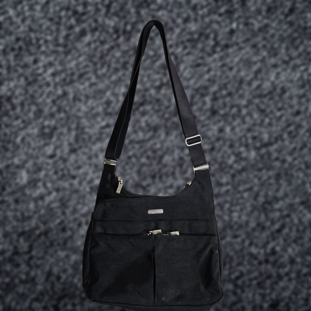 Vintage baggallini Signature Black Nylon Criss Cross Multi Pocket Crossbody Bag Purse Size ONE SIZE - 1 Thumbnail