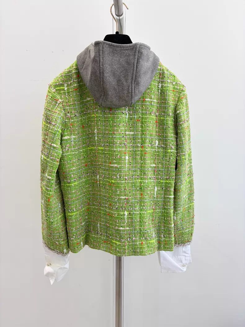 Chanel Chanel Early Spring Vacation Series Green Hooded Tweed Jac Size XS / US 0-2 / IT 36-38 - 2 Thumbnail