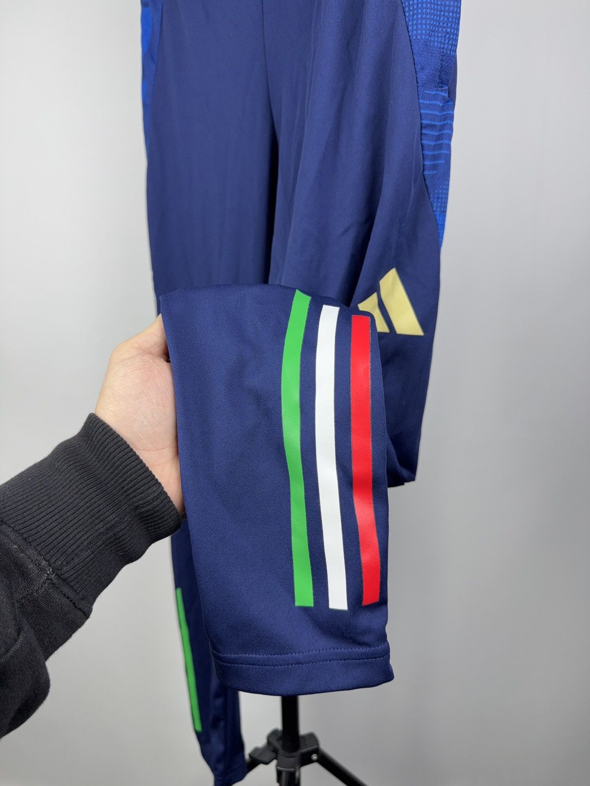 Adidas Adidas Italy FIGC Aeroready Slim Fit Track Pants Small size Size US 30 / EU 46 - 8 Thumbnail