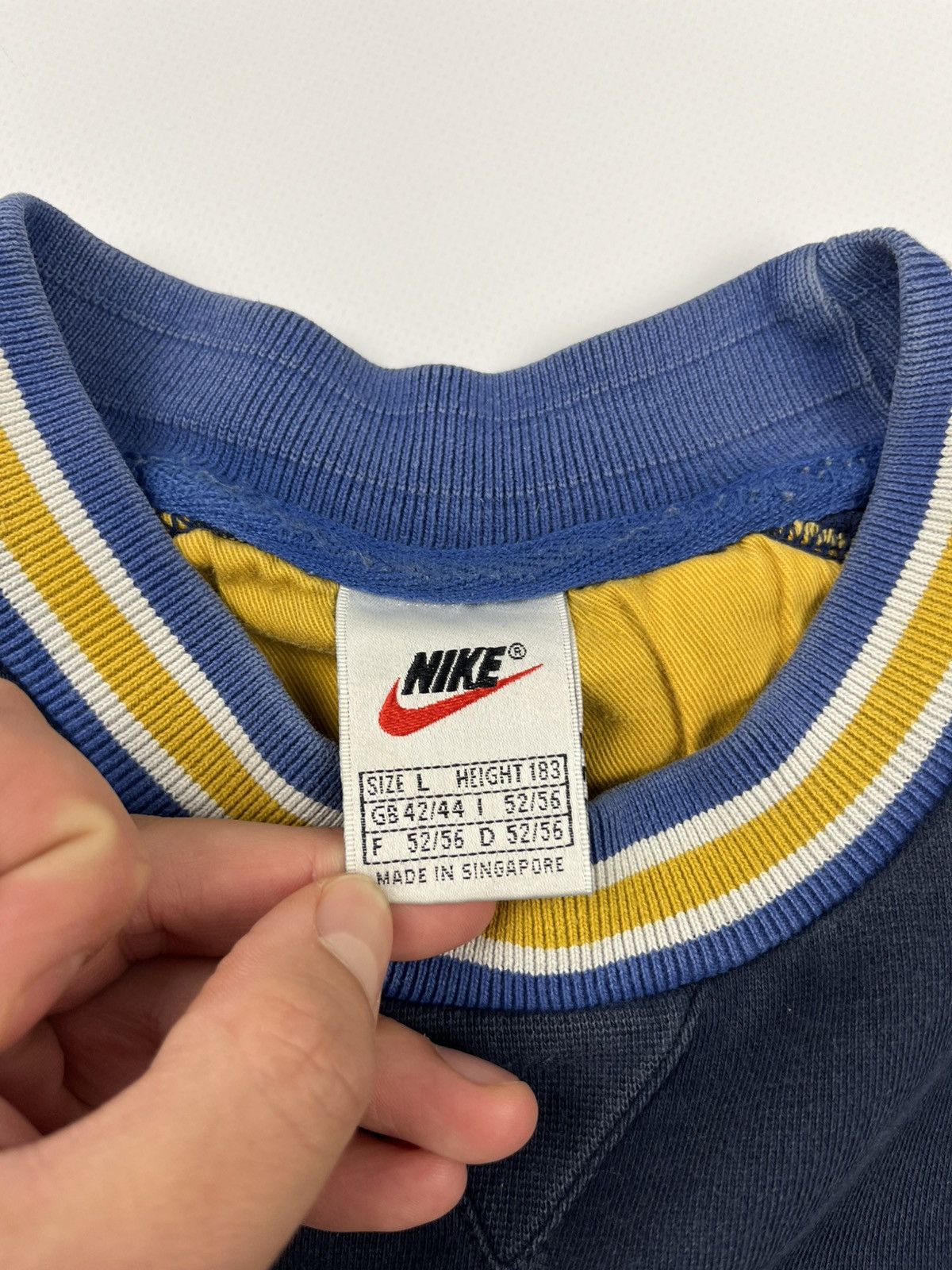 Nike × Vintage Vintage NIKE Distressed Faded Big Logo Boxy Baggy Sweatshirt Size US L / EU 52-54 / 3 - 11 Thumbnail