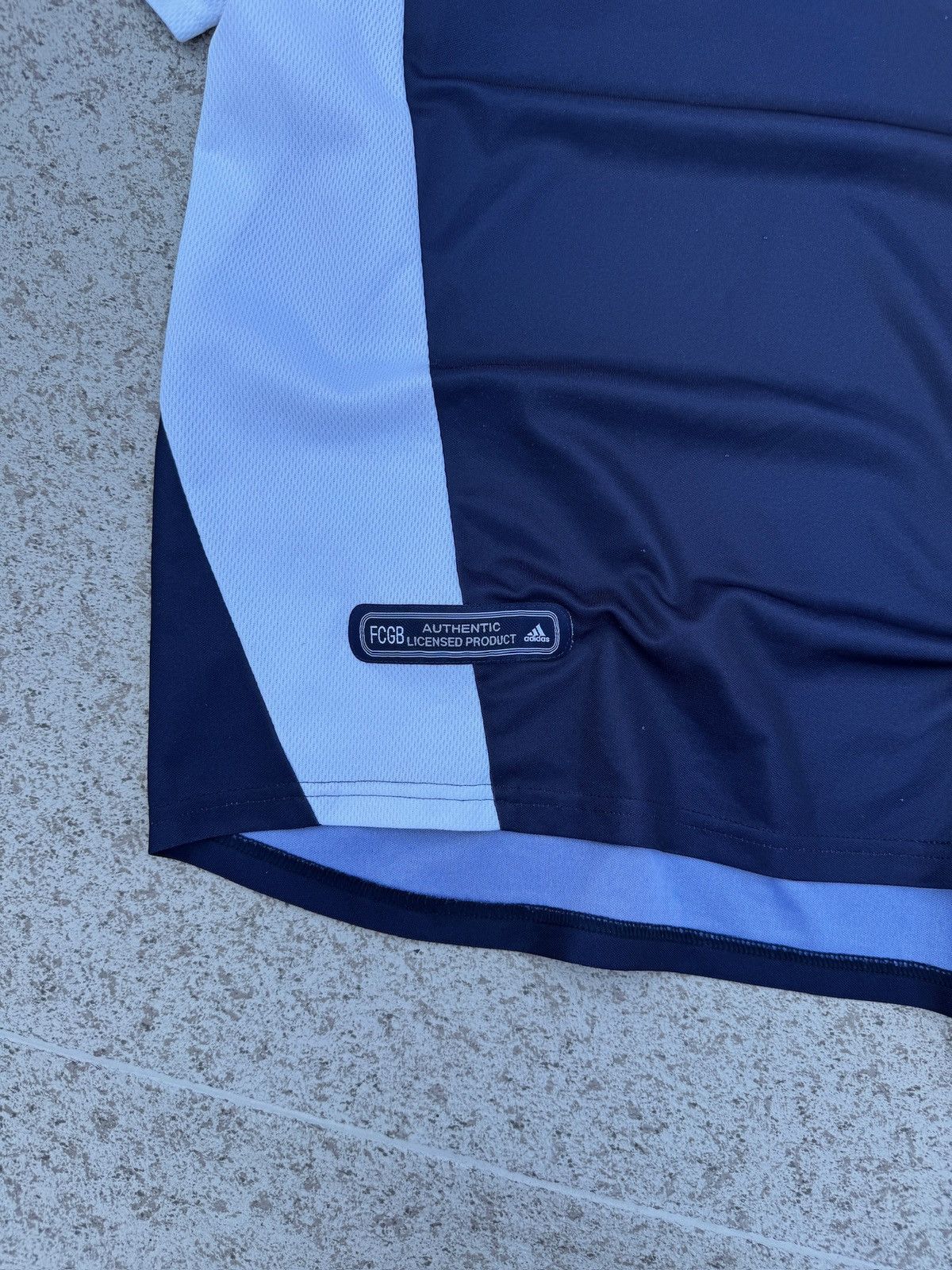 Adidas × Vintage Rare Authentic Vintage Adidas Streetwear Jersey Size US XL / EU 56 / 4 - 4 Thumbnail