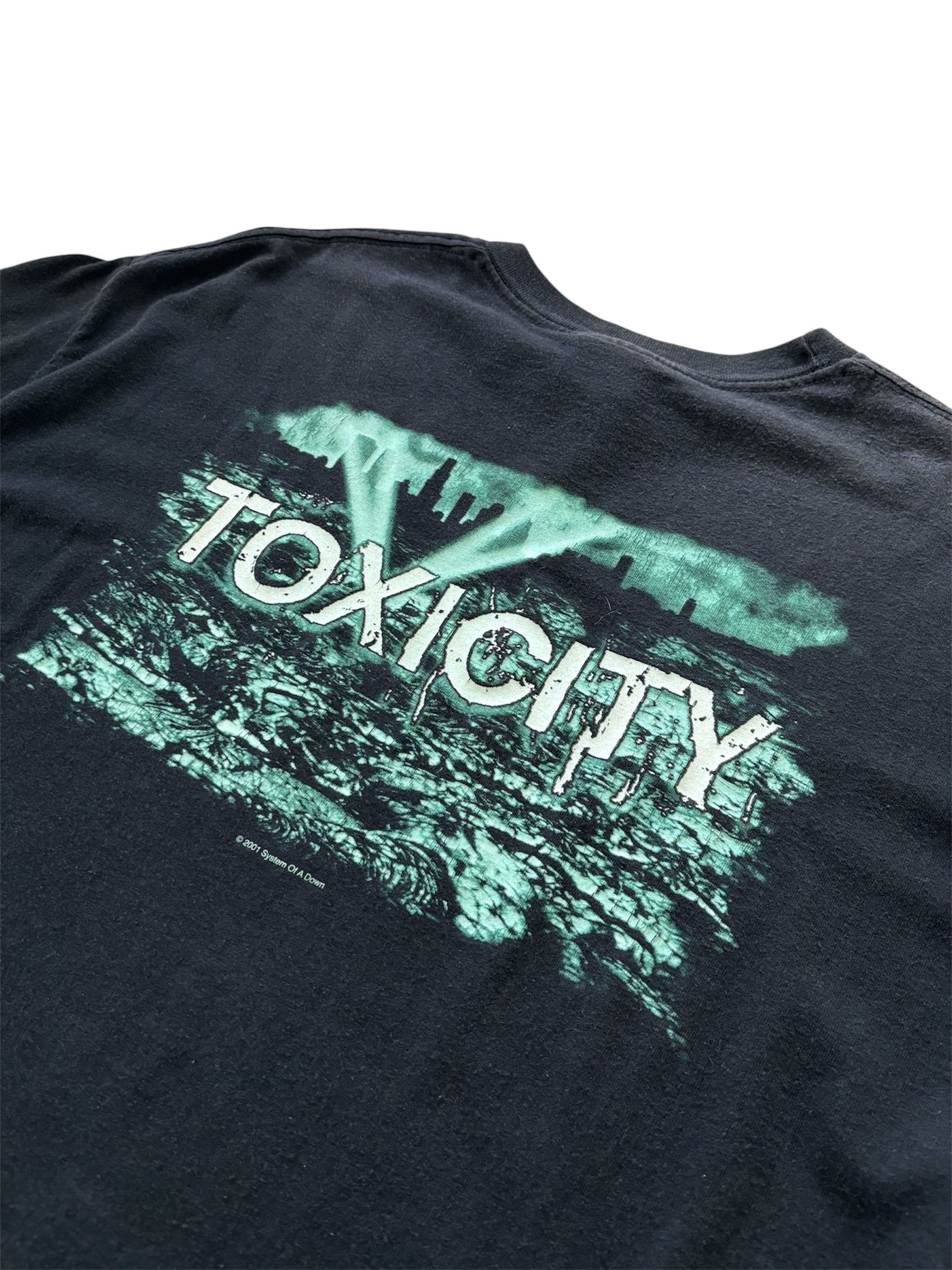 Vintage 2001 Vintage "System Of a Down" Toxicity t-shirt Size US XL / EU 56 / 4 - 7 Thumbnail