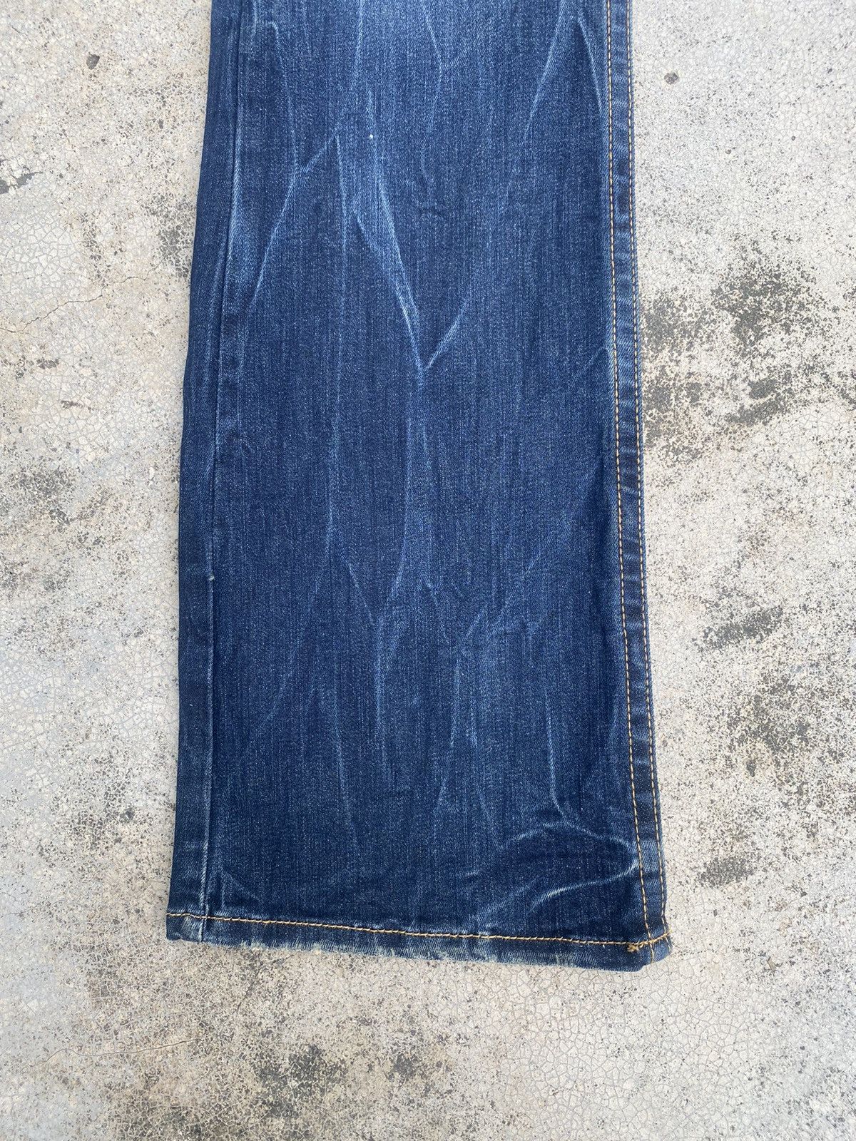 If Six Was Nine × Le Grande Bleu (L.G.B.) Flare Jeans Red Papper Clawmark Studded Cross Bootcut Size US 30 / EU 46 - 4 Thumbnail