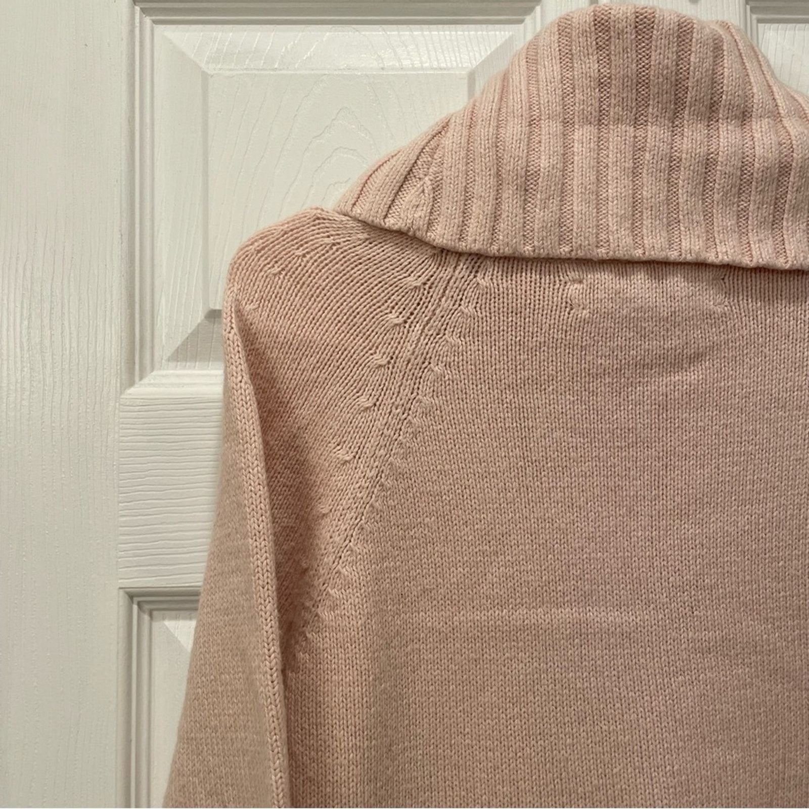 Loft Ann Taylor LOFT Cowl Neck Sweater M Size M / US 6-8 / IT 42-44 - 5 Thumbnail