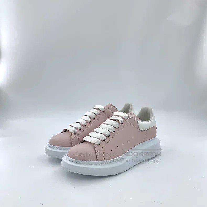 Alexander McQueen Alexander Mcqueen Pink lace-tailed casual flat sneakers Size US 7 / IT 37 - 1 Thumbnail