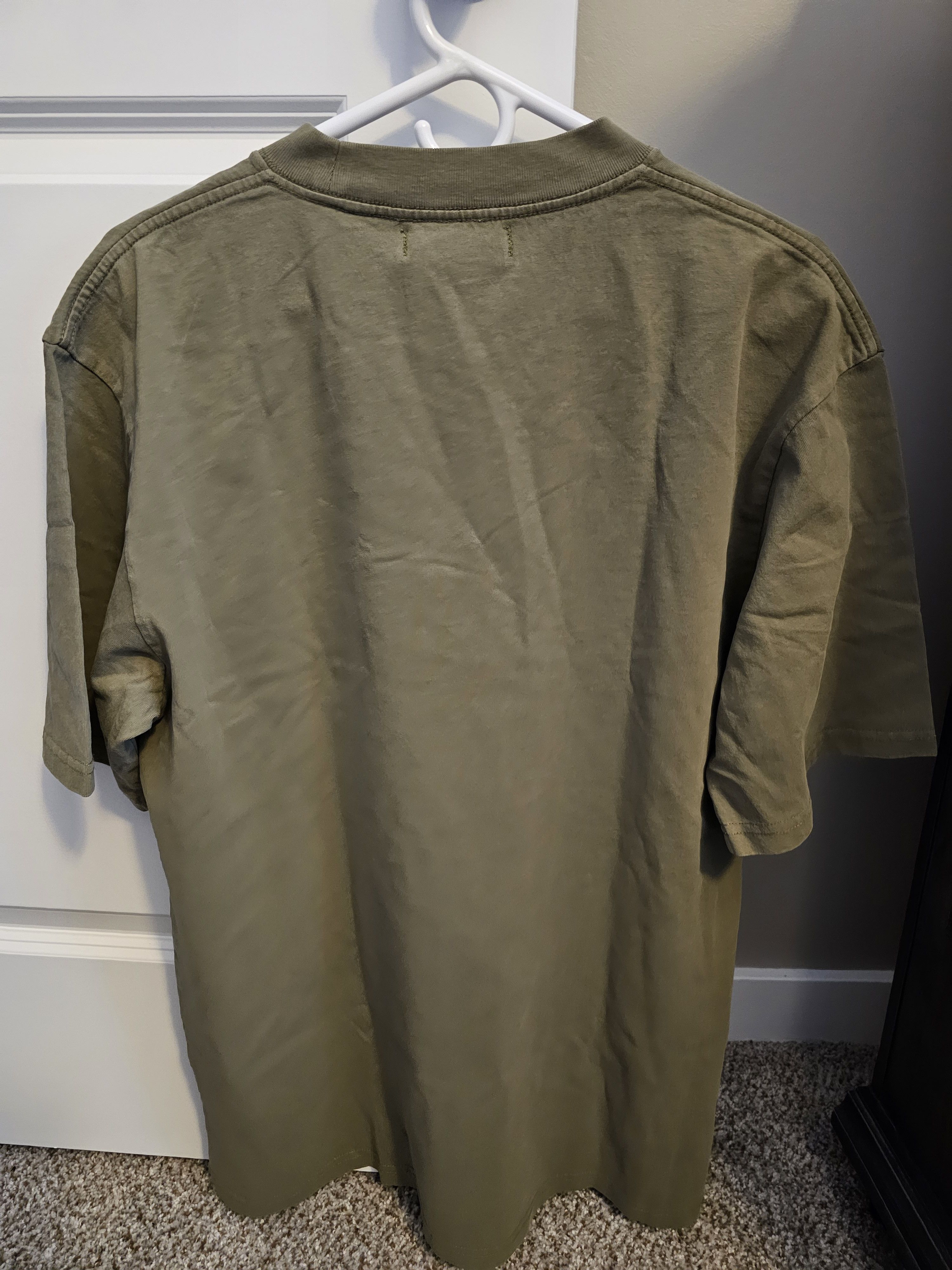 Other Escape Plan Mens short sleeve t-shirt Size US L / EU 52-54 / 3 - 9 Thumbnail