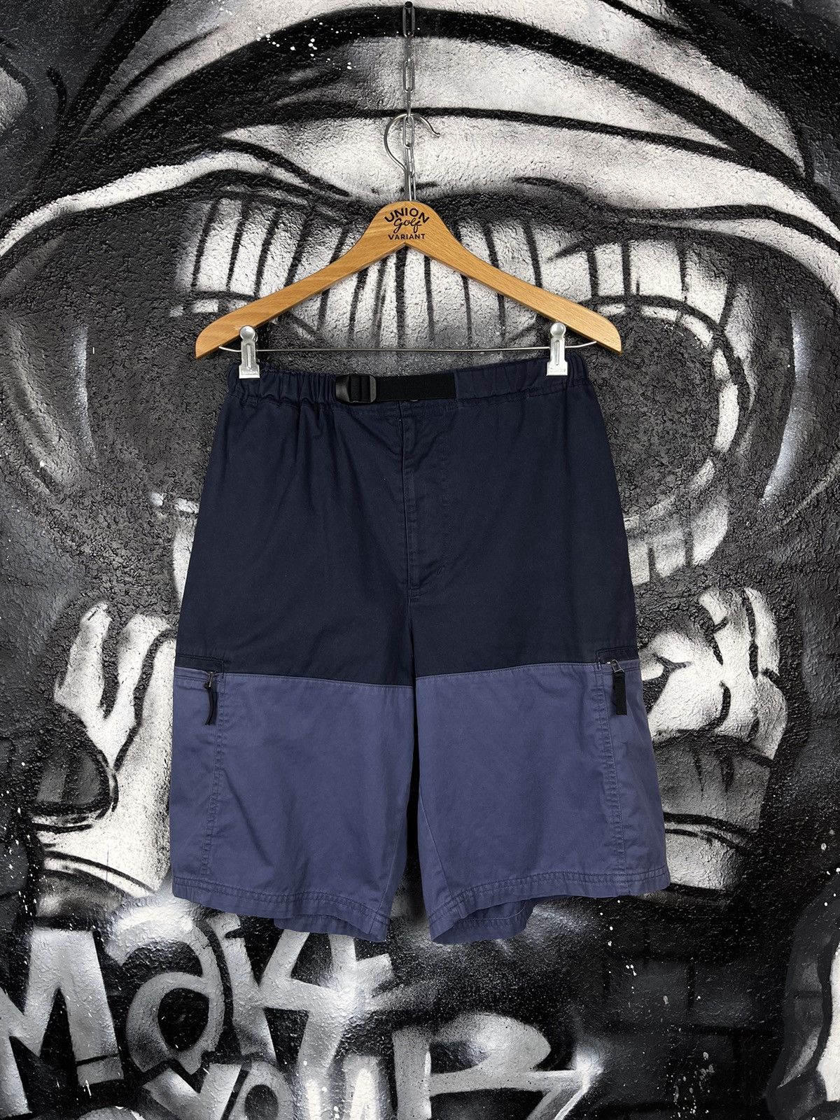 Nike Vintage Nike 90s Dark Blue Cargo Shorts Men’s Size L Size US 33 - 4 Thumbnail
