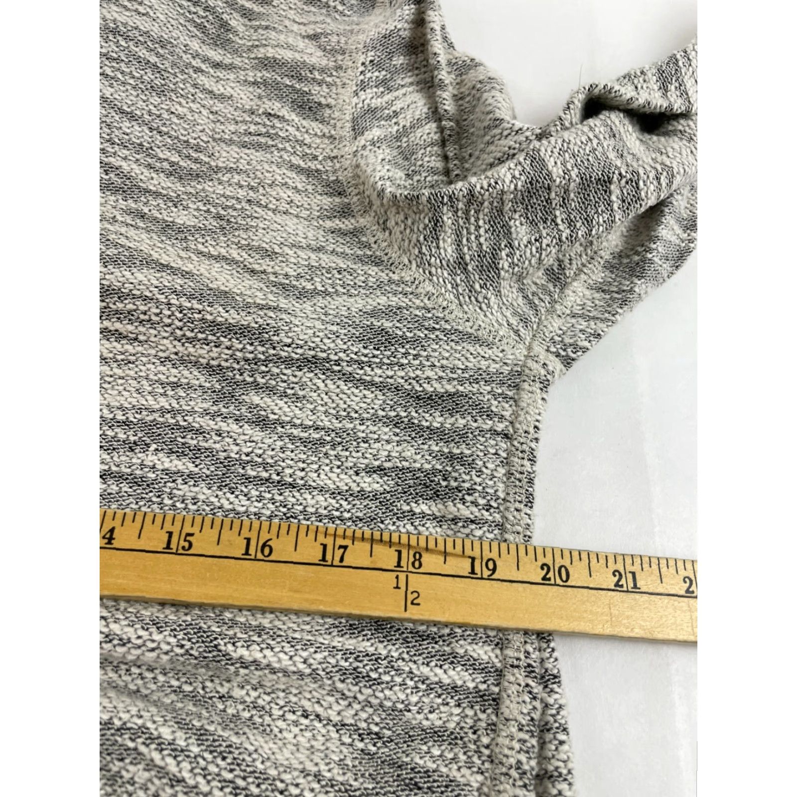 Vintage UNIONBAY Women's Size Medium Cream Gray Missing Hood String Sweater Size M / US 6-8 / IT 42-44 - 5 Thumbnail