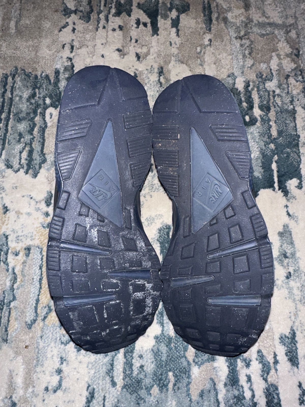 Nike Nike Air Huarache Size US 10.5 / EU 43-44 - 5 Thumbnail