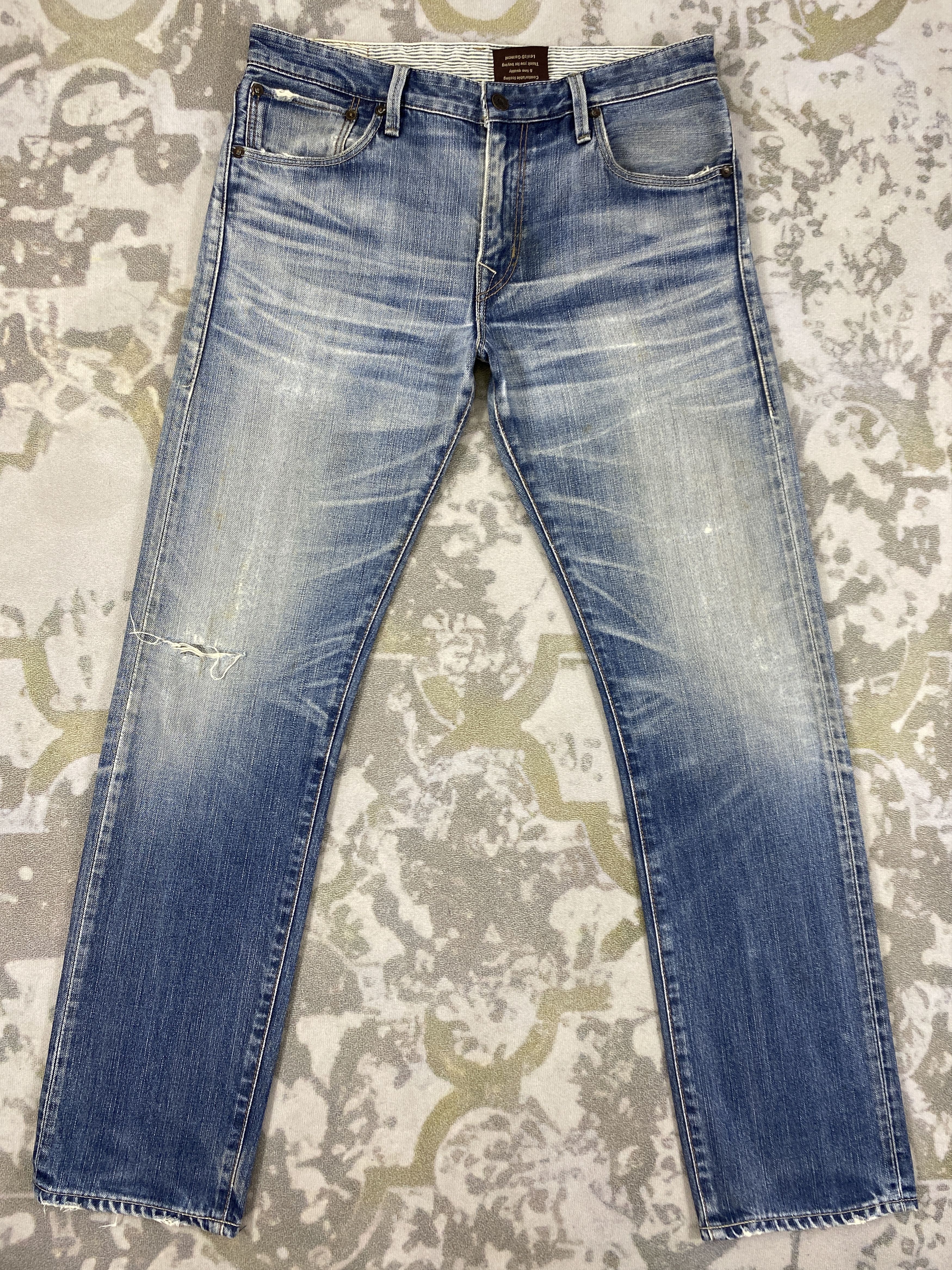 image of Distressed Denim x Hype Dirty Blue Vintage Classic Levi's 522 34X32.5 Denim -Jn911, Men's
