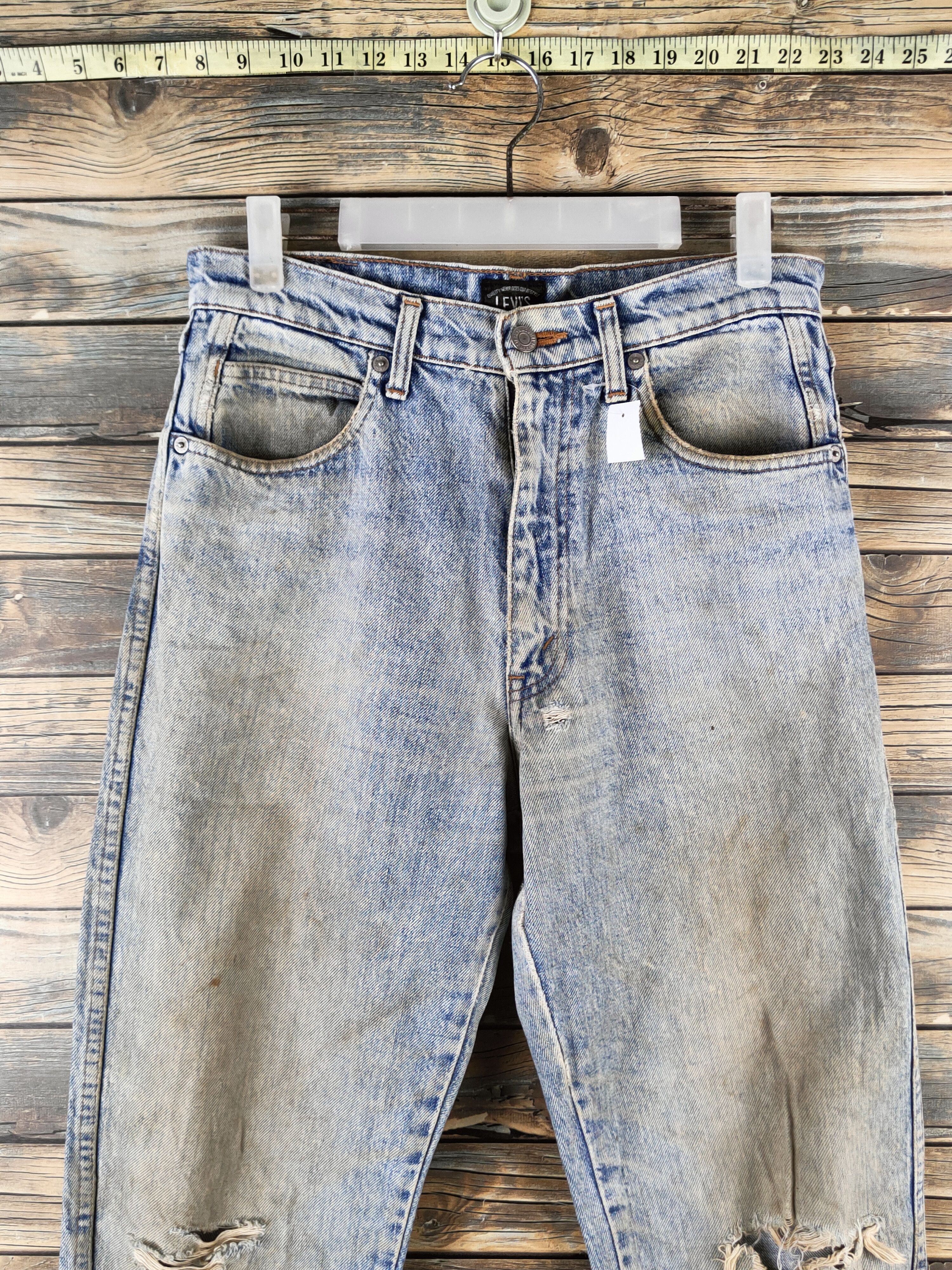 Levi's DL Levi's big E Blue Distressed Ripped Jeans #46-962 Size US 31 - 2 Thumbnail