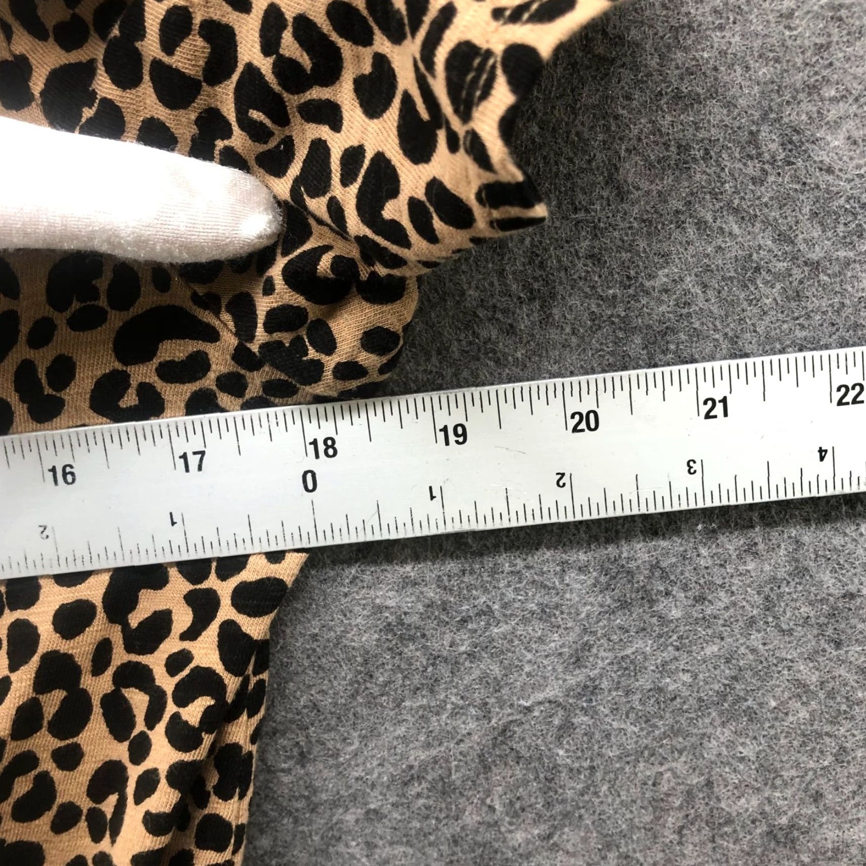 Old Navy Old Navy Leopard Print T Shirt Dress Womens M Short Sleeve A-Line Mini Crewneck Dress Size M / US 6-8 / IT 42-44 - 7 Thumbnail