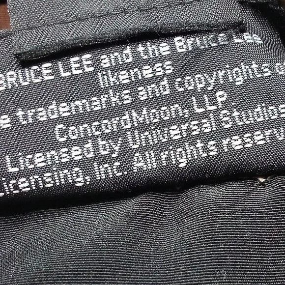 Vintage Vintage Y2K Bruce Lee Enter The Dragon Button Shirt Size US L / EU 52-54 / 3 - 7 Thumbnail