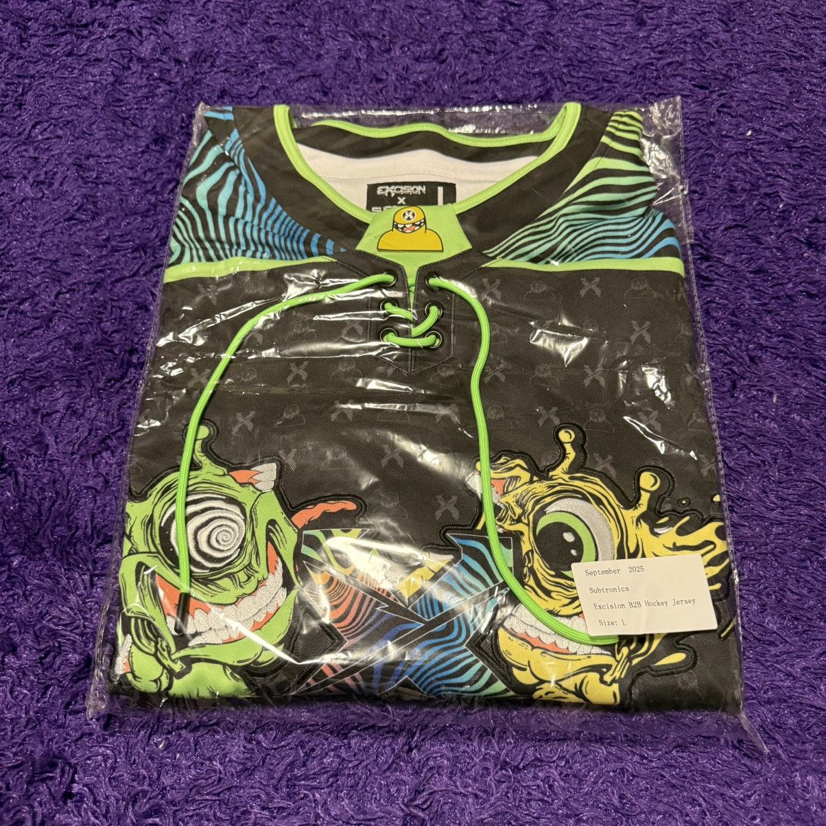 Other EXCISION SUBTRONICS LOST LANDS HOCKEY JERSEY BRAND NEW LARGE Size US L / EU 52-54 / 3 - 2 Thumbnail