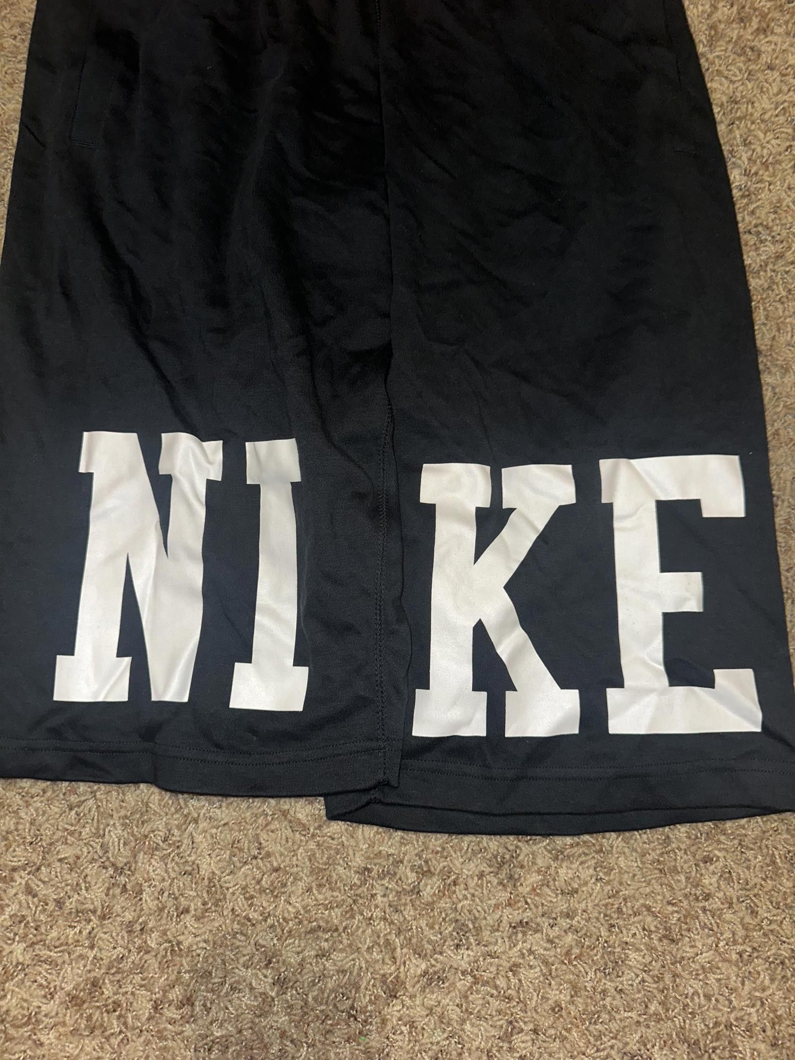 Nike Nike AIR RETRO Reversible Basketball Shorts Bred Active 2014 Size US 34 / EU 50 - 7 Thumbnail