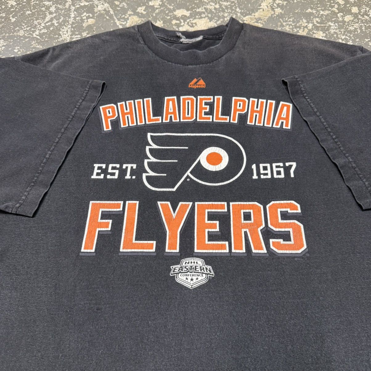 NHL Vintage Philadelphia Flyers Black/Orange 90s NHL Tshirt Size US XL / EU 56 / 4 - 6 Thumbnail