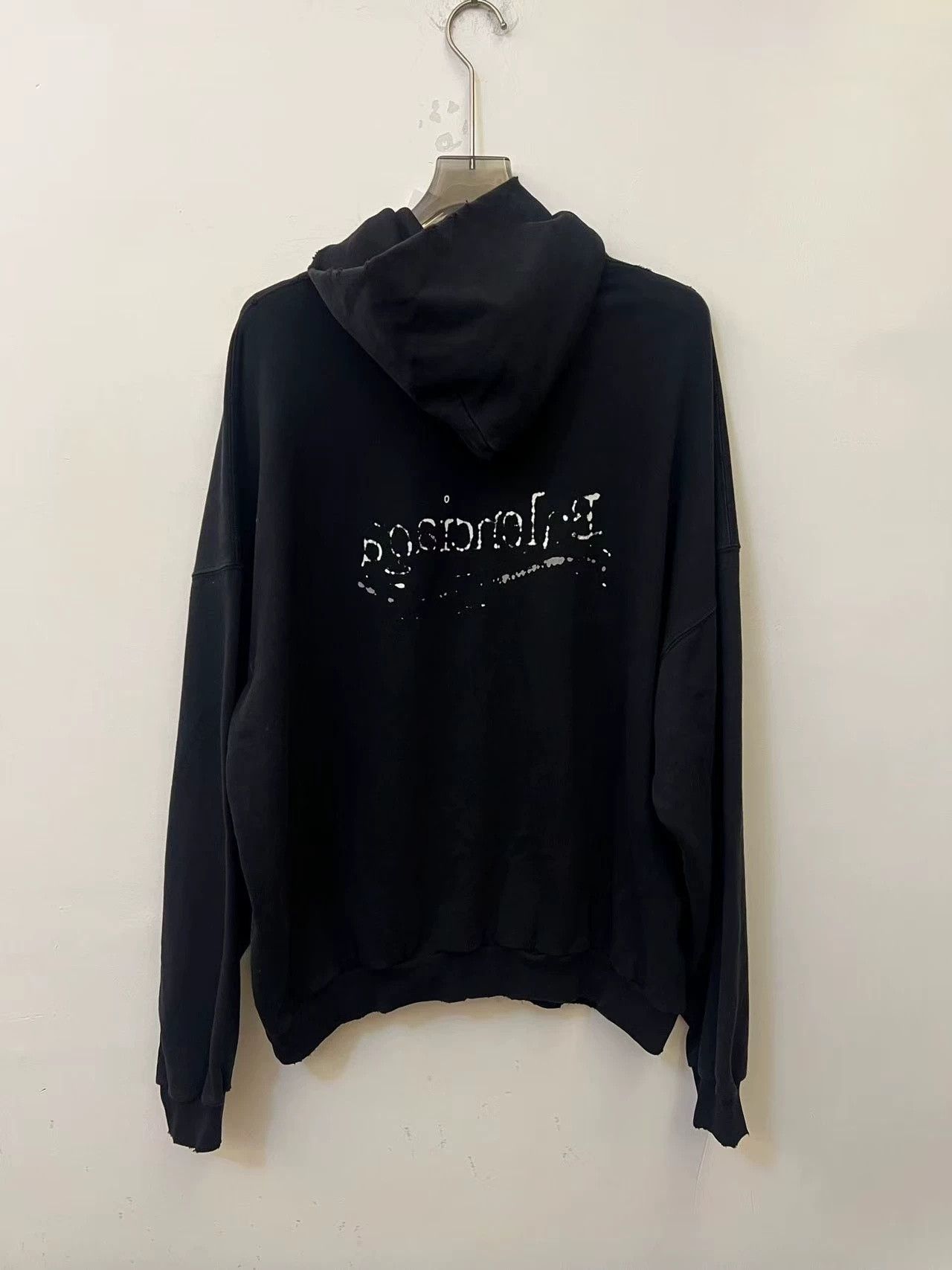 Balenciaga Balenciaga Black Logo Print Hooded Sweatshirt Size US L / EU 52-54 / 3 - 2 Thumbnail