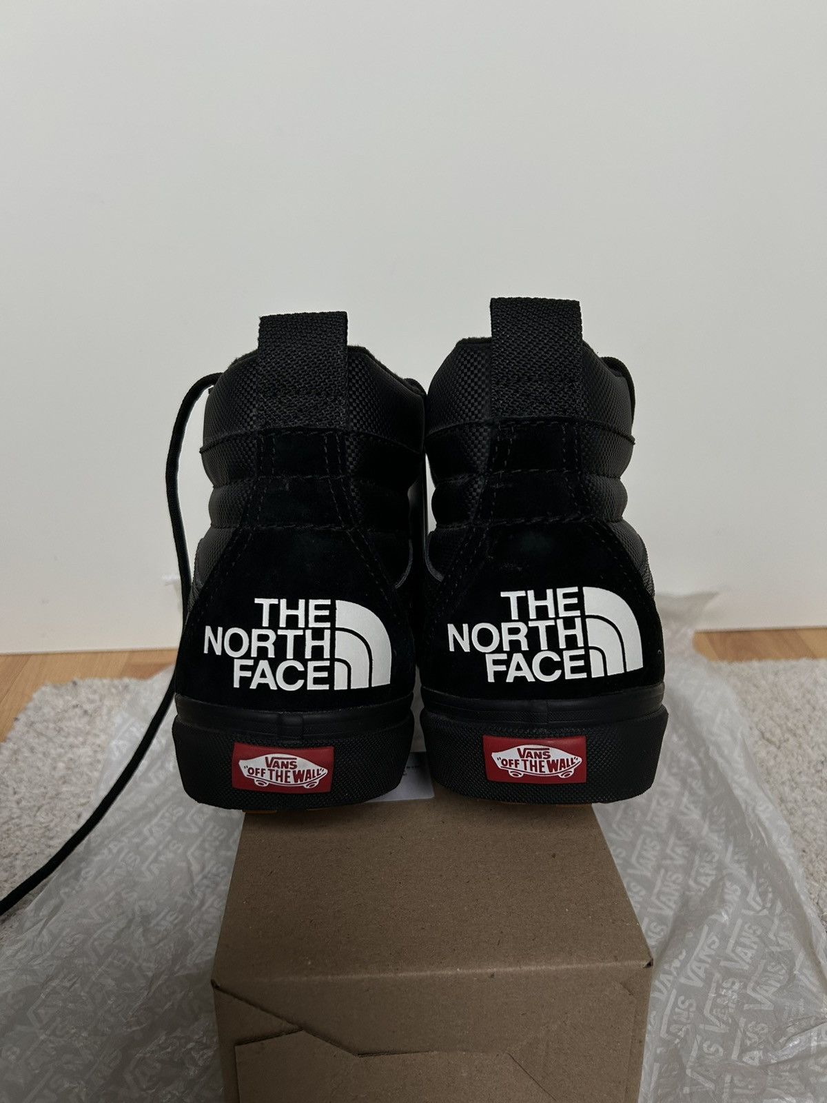 The North Face × Vans Vans x The Nort Face Sk8-Hi Size US 12 / EU 45 - 1 Thumbnail