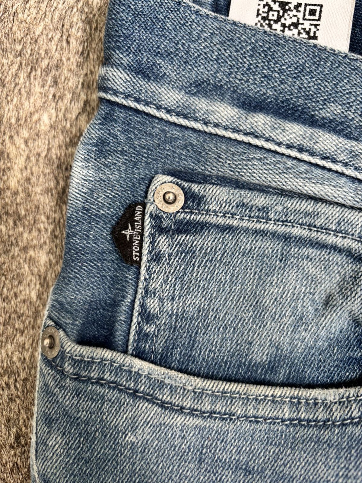 Stone Island Blue Light Wash Stone Island Jeans Size 31W Size 34L 31x34 Size US 31 - 9 Thumbnail