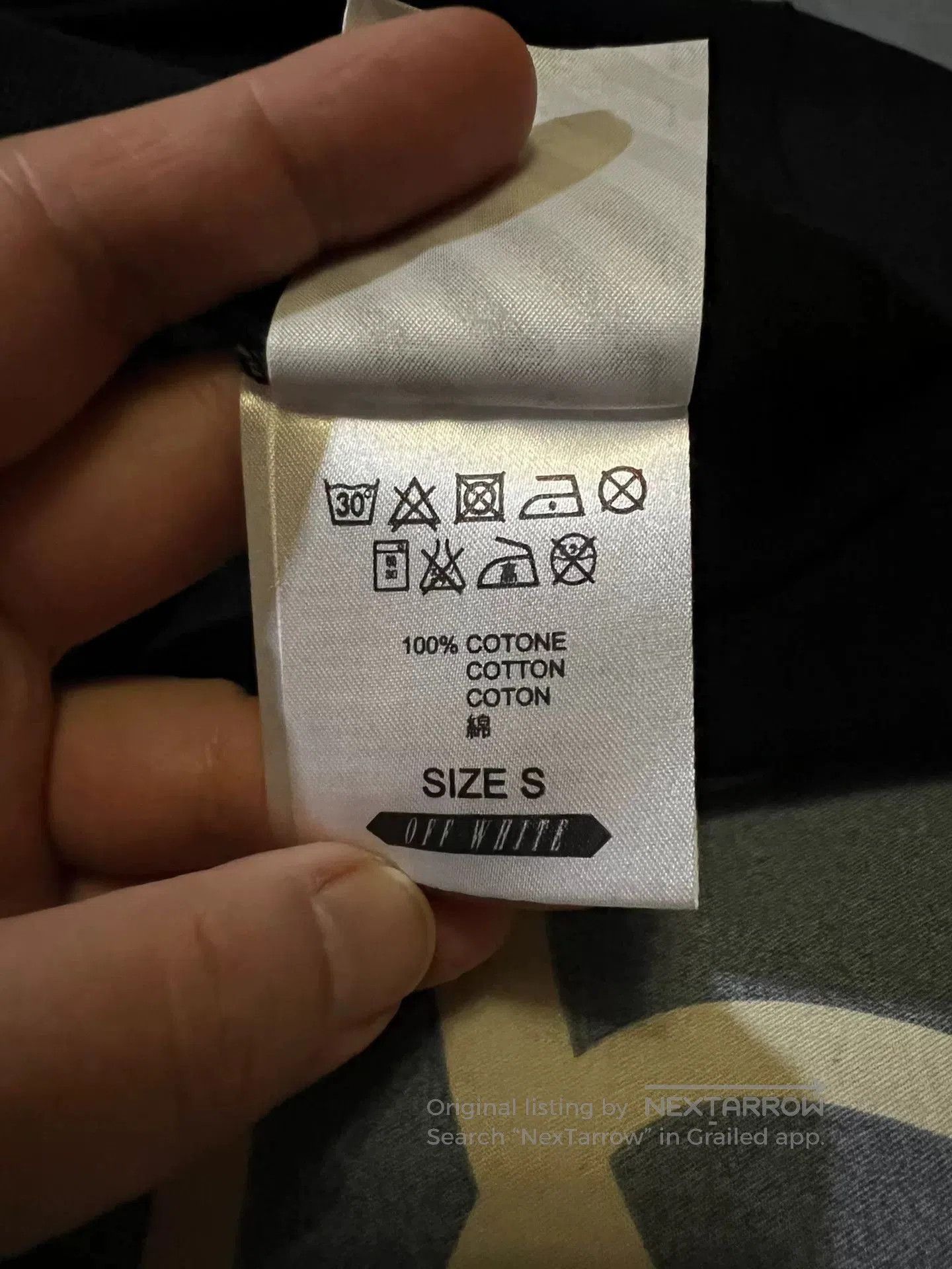 Off-White Off-White Classic Signature Warning T-Shirt. Size US S / EU 44-46 / 1 - 8 Thumbnail