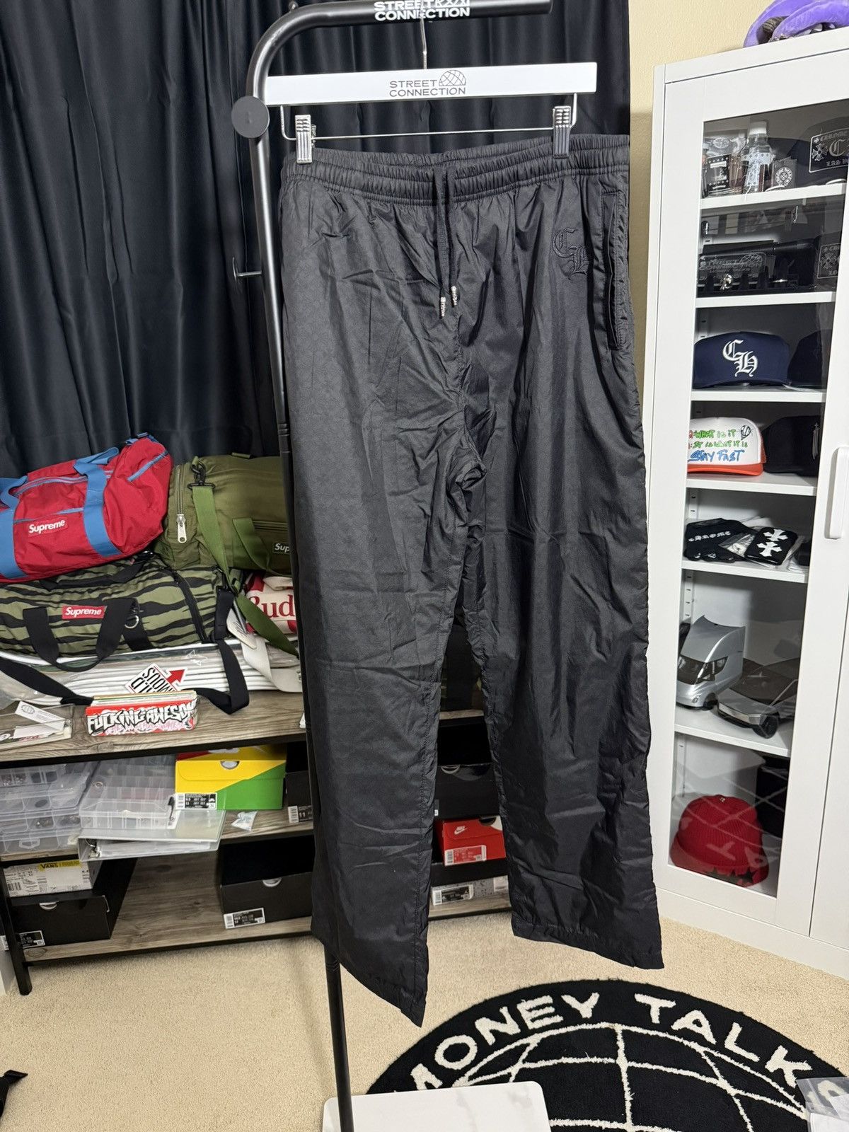 Chrome Hearts CHROME HEARTS “TRASH PICKUP” NYLON PANTS SIZE LARGE BLACK Size US 34 / EU 50 - 3 Thumbnail