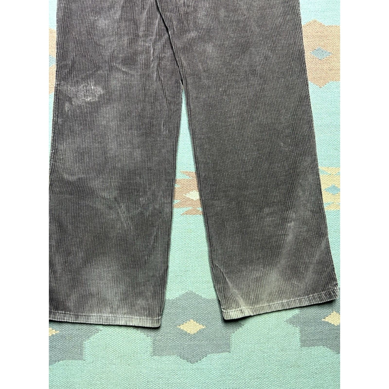 Vintage VINTAGE Road Rags Corduroy Pants 90s Y2K Women’s Straight Wide Leg 11 Regular Gray 31x31 Boys? No, keep gender: Womens Size 32" / US 10 / IT 46 - 6 Thumbnail