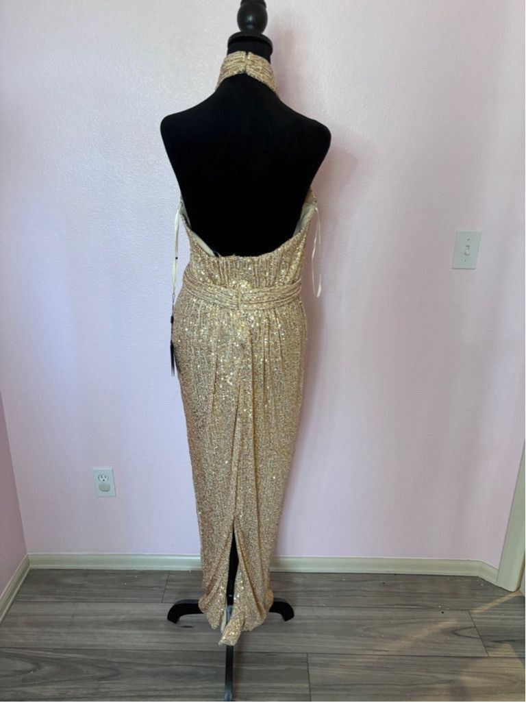 Mac Duggal Women's Mac Duggal Gold Sequin Halter Gown Size 8 Size M / US 6-8 / IT 42-44 - 7 Thumbnail
