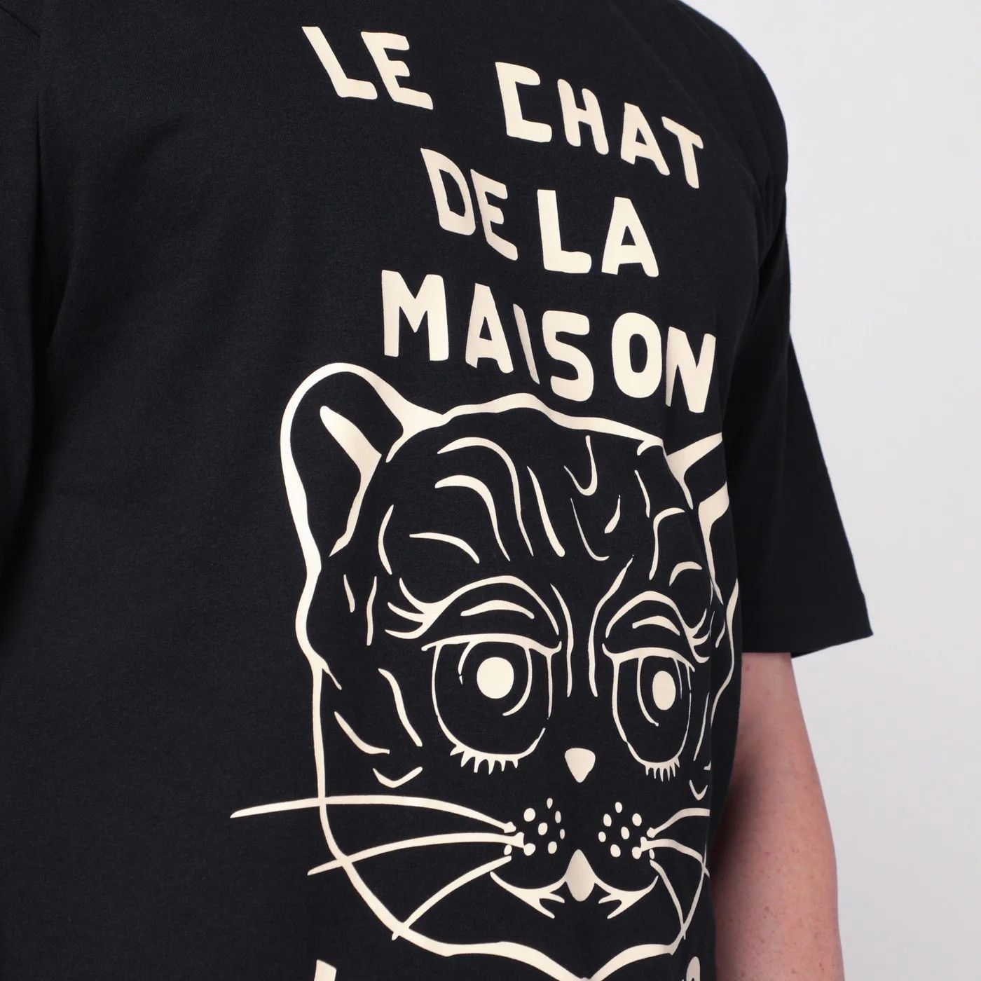 Valentino O1d2blof0326 Le Chat de la Maison print T-Shirt in Black Size US L / EU 52-54 / 3 - 4 Thumbnail