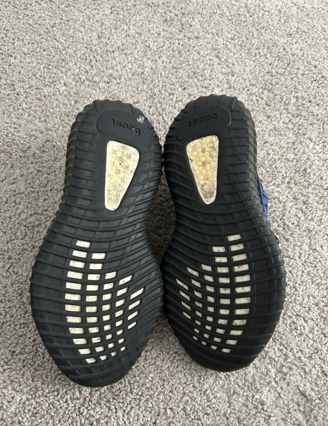 Yeezy Boost 350 V2 Dazzling Blue Size 6