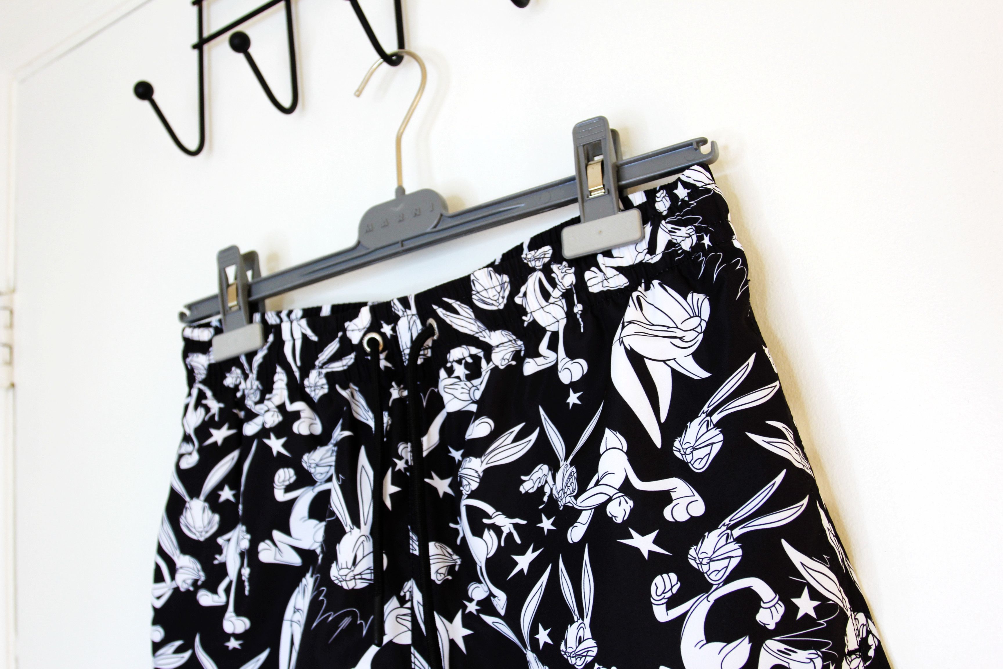 Other BNWT SS25 JIMMY LION x LOONEY TUNES BUGS BUNNY SWIM SHORTS S Size US 30 / EU 46 - 4 Thumbnail