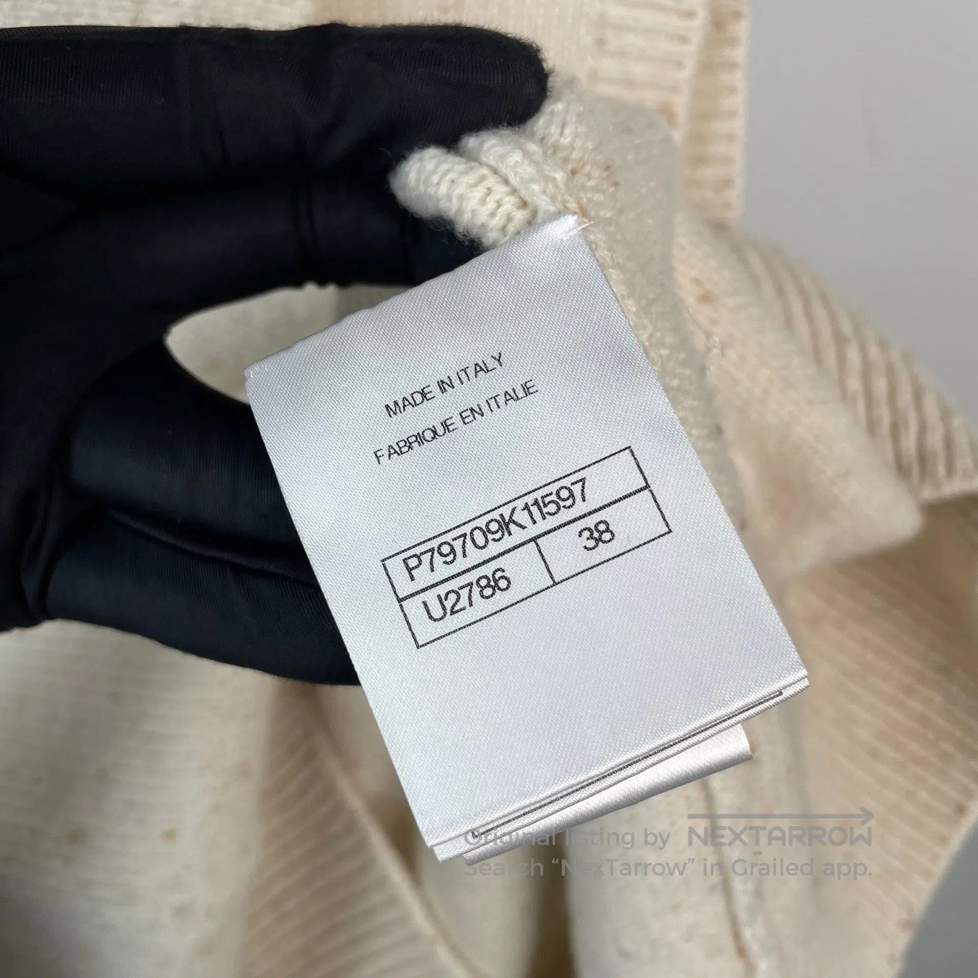 Chanel Chanel Ski Series Beige Bow Tie Wool Cashmere Vest Vest| Size XS / US 0-2 / IT 36-38 - 9 Thumbnail