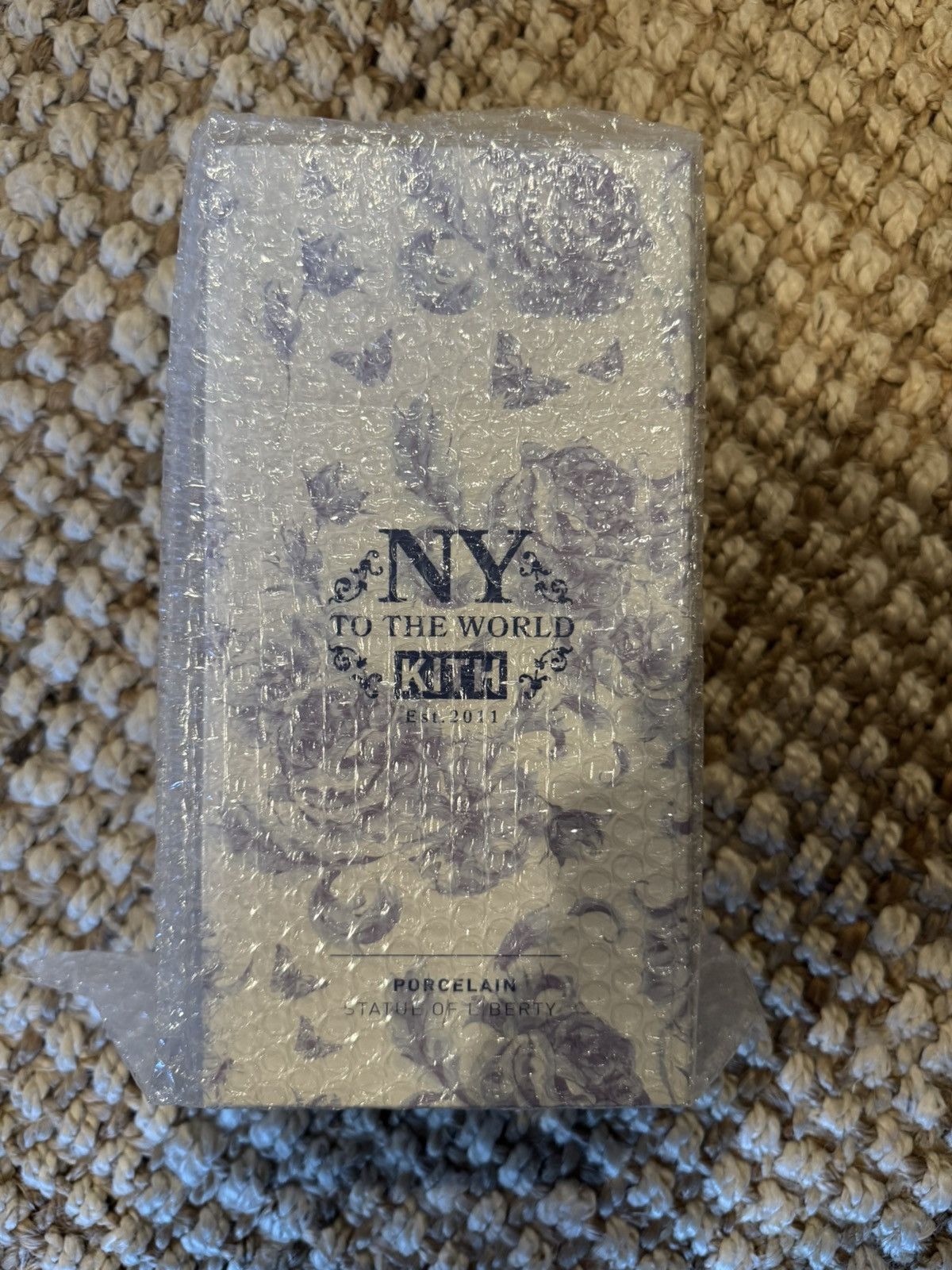 Kith Kith NY to the World Statue of Liberty Porcelain Kith Kith NY to the World Statue of Liberty Porcelain