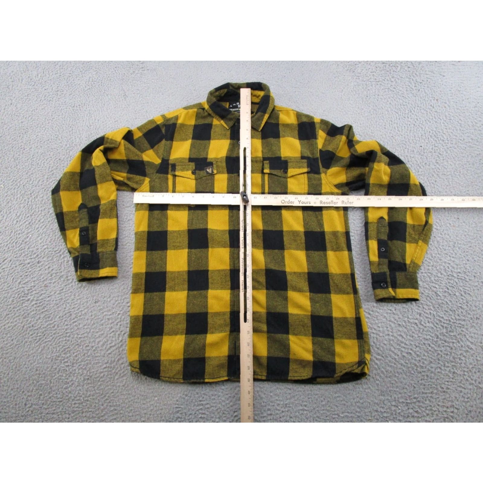 CO Torque Motorcycle Co Button-Up Shirt Mens M Flannel Yellow Black Plaid Pocketed Casual Workwear Military-Style 90s Motorcycle Theme Boys Mens? Size US M / EU 48-50 / 2 - 4 Thumbnail