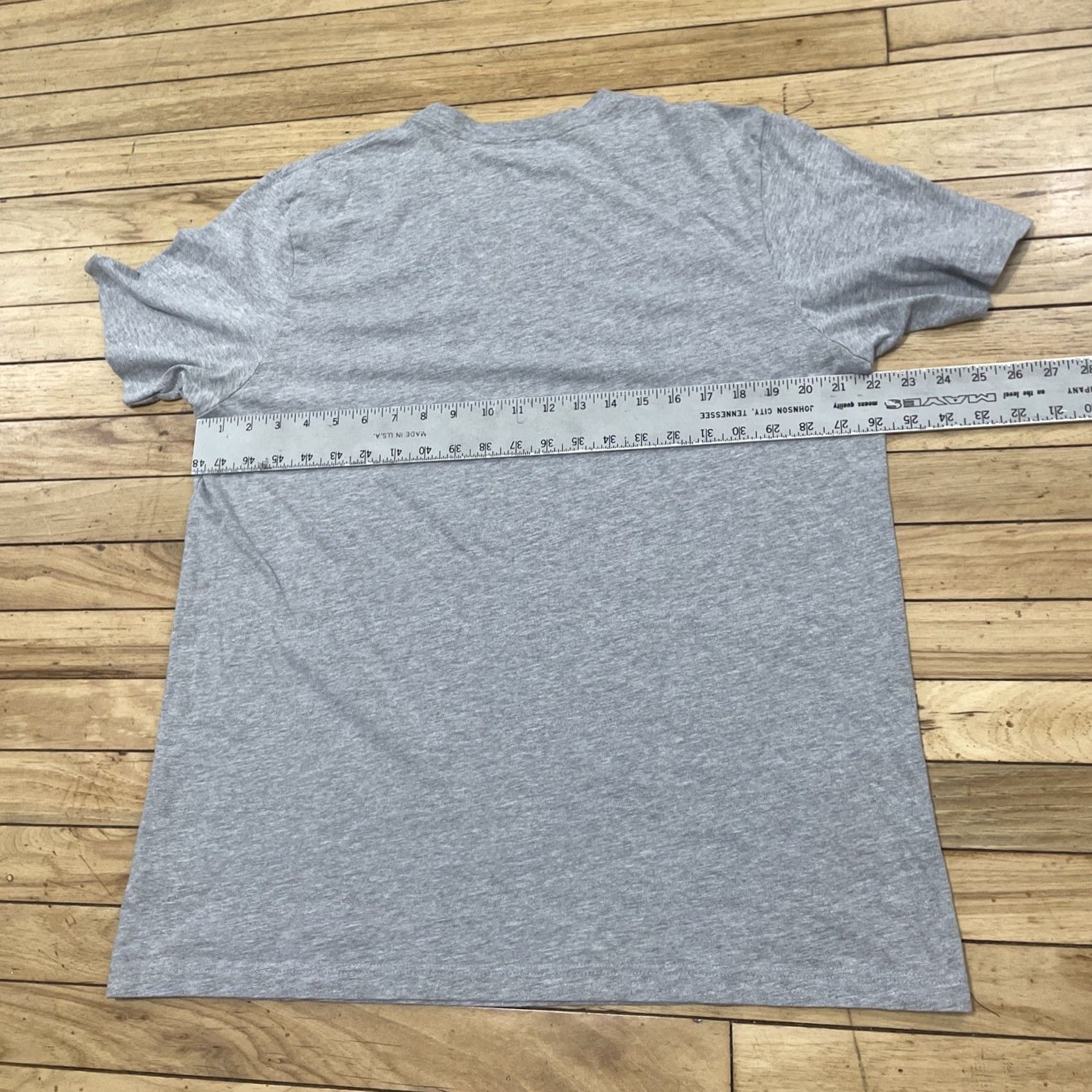 Vintage Godzilla Gojira Japan Wave Graphic Tee Shirt Mens L Gray Shirt Graphic Crew Neck Short Sleeve Vintage No Size US L / EU 52-54 / 3 - 6 Thumbnail