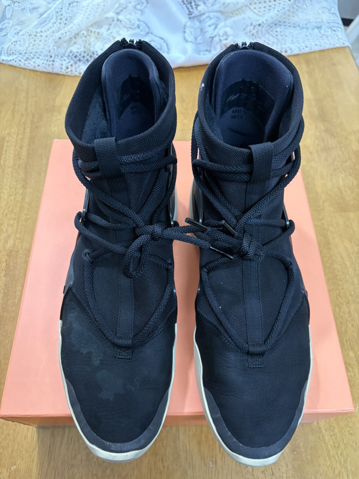 Fear of God × Nike Air Fear of God 1 Size US 11.5 / EU 44-45 - 4 Thumbnail