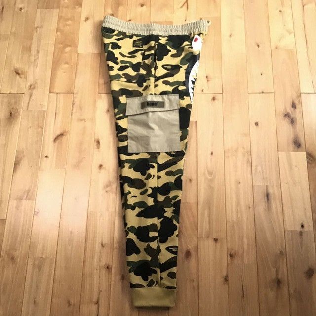 Bape BAPE 1st camo yellow shark sweat cargo pants ★size L Size US 34 / EU 50 - 2 Thumbnail