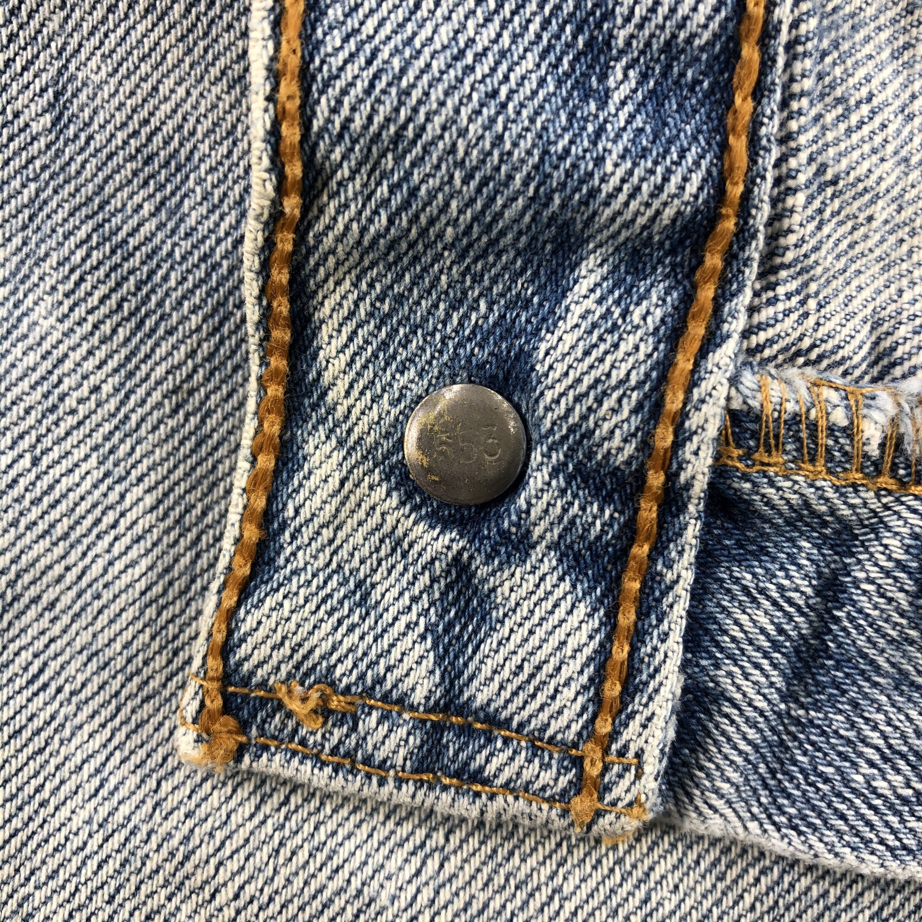 Levi's Vintage 90s Blue Wash Levis 501 Jeans-JM2856 Size US 35 - 13 Thumbnail