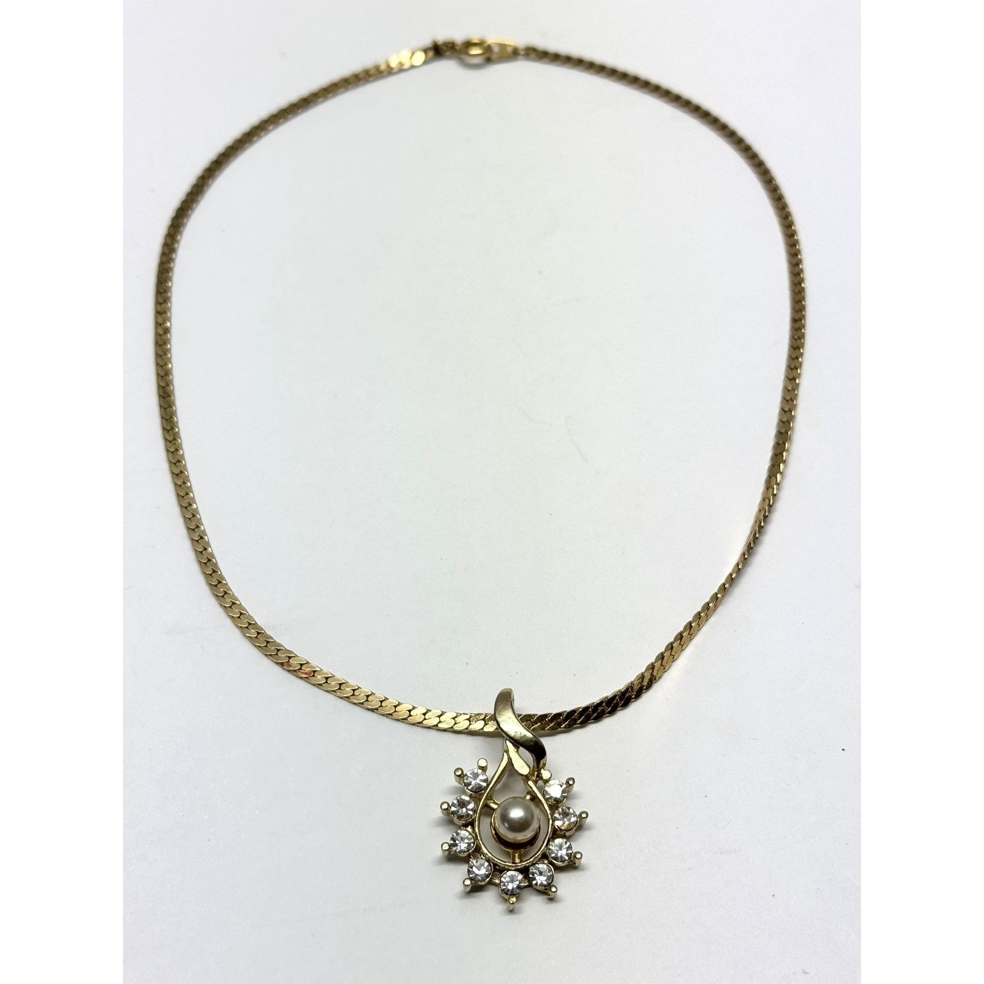 Vintage Vintage Pearl rhinestone charm pendant necklace Size ONE SIZE - 1 Thumbnail