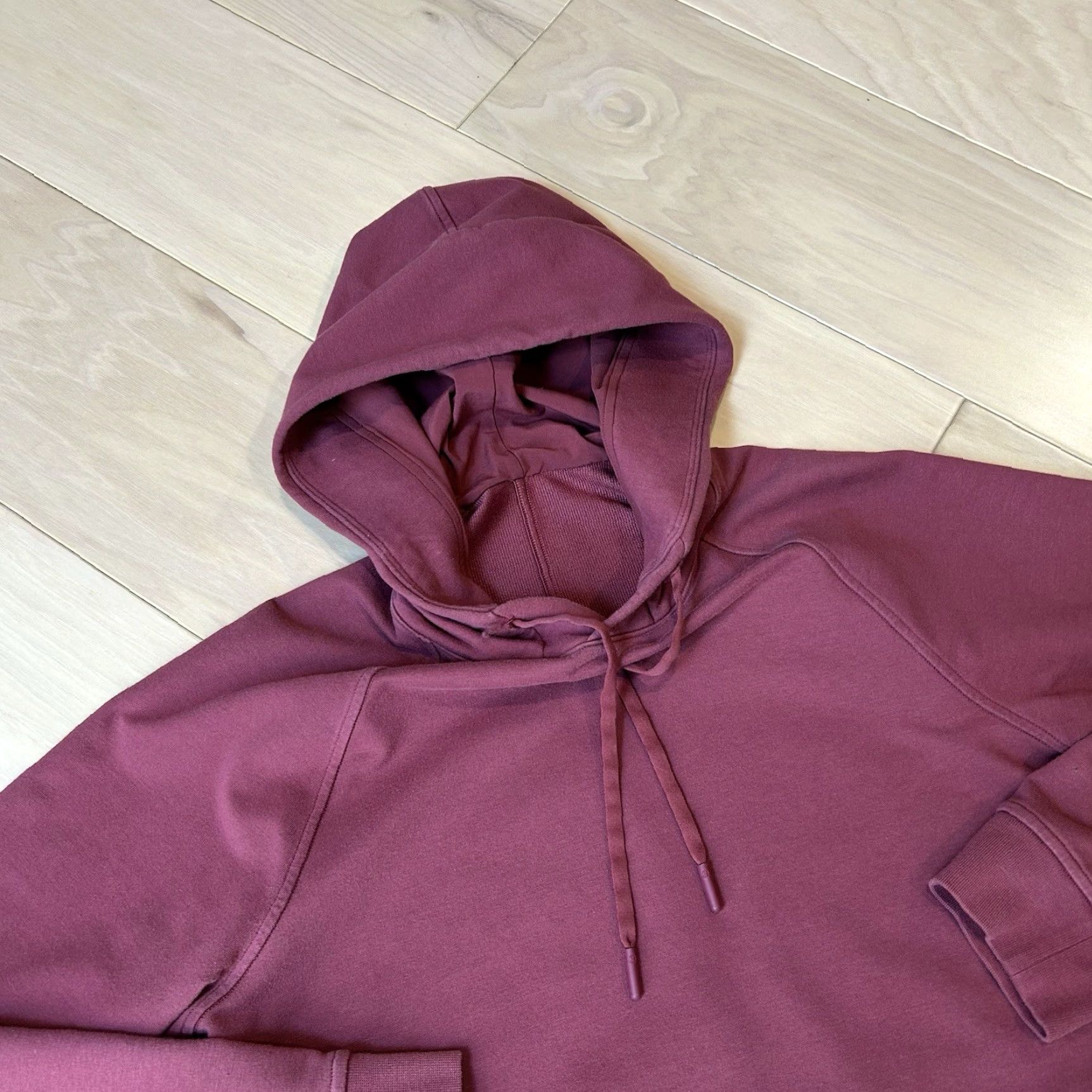 Lululemon Lululemon Men City Sweat Hoodie Pullover XS Long Sleeve Maroon Logo Hooded Zip, Regular Fit, Fleece, City, Athleisure, Urban Fashion, 90s? Size US XS / EU 42 / 0 - 3 Thumbnail