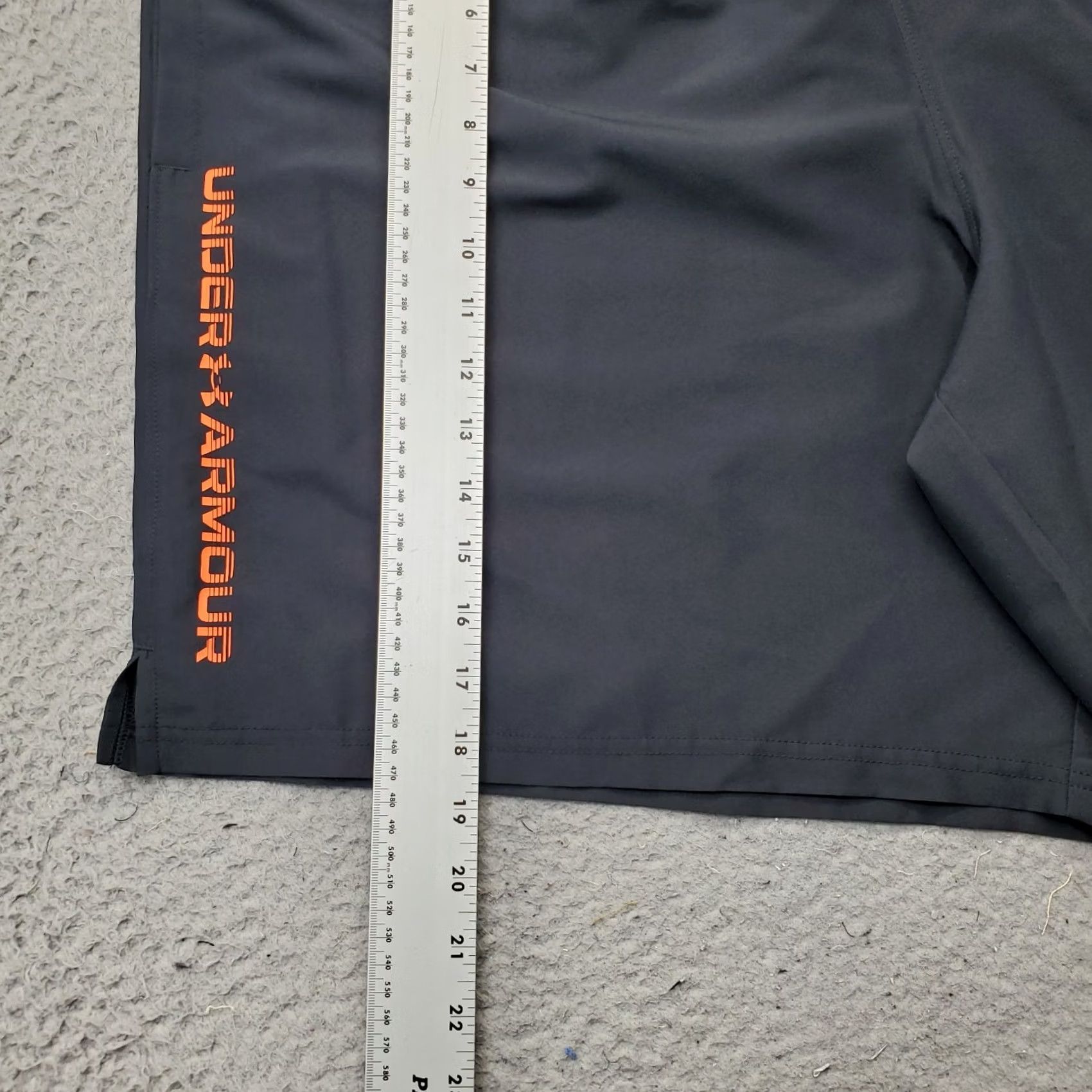 Under Armour Under Armour Mens 2XL Black Tech Woven Wordmark Shorts Slit Elastic Waist Pull On Athletic Casual Shorts Size US 39 - 5 Thumbnail