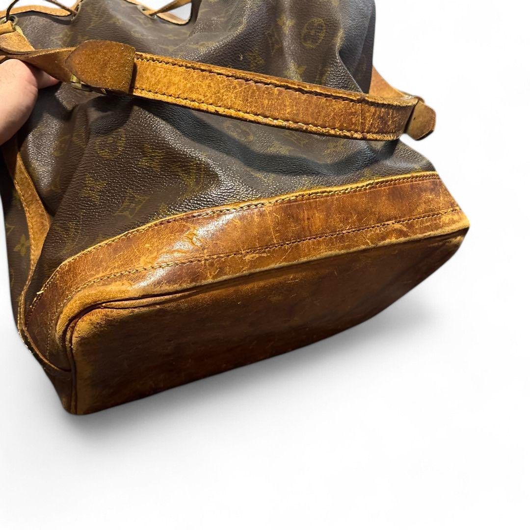 Louis Vuitton Louis Vuitton - Petit Noe Drawstring Shoulder Bag Monogram Size ONE SIZE - 4 Thumbnail