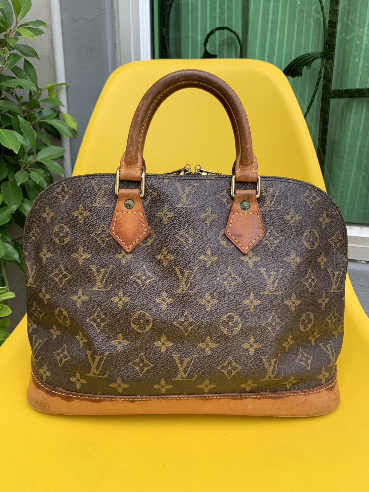 Louis Vuitton Authentic Louis Vuitton Alma Bag Grailed 