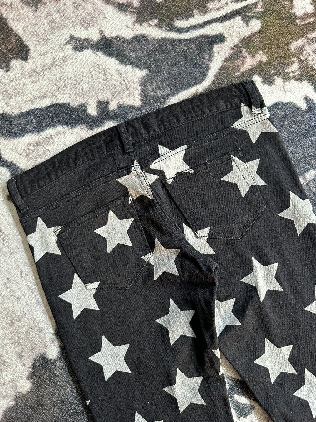 Hedi Slimane × Saint Laurent Paris 2015 Saint Laurent Paris star overprint slim denim Size US 31 - 6 Thumbnail