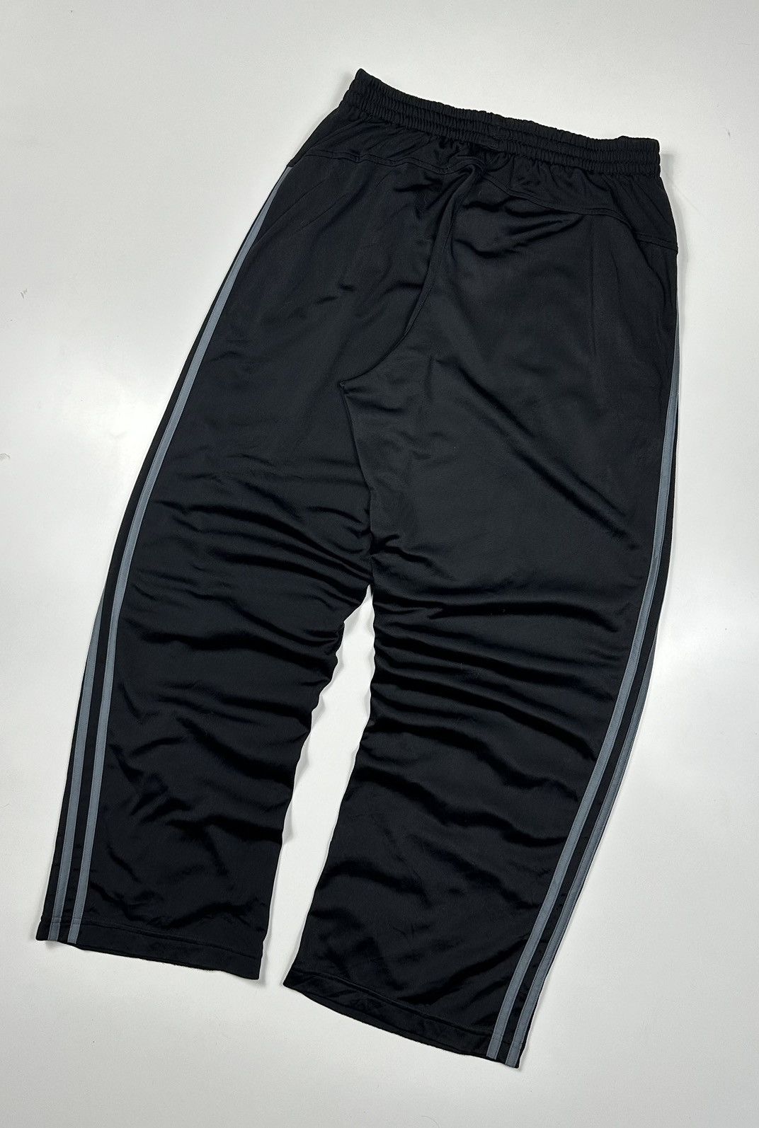 Adidas Vintage Adidas Track Pants Size US 34 / EU 50 - 2 Thumbnail