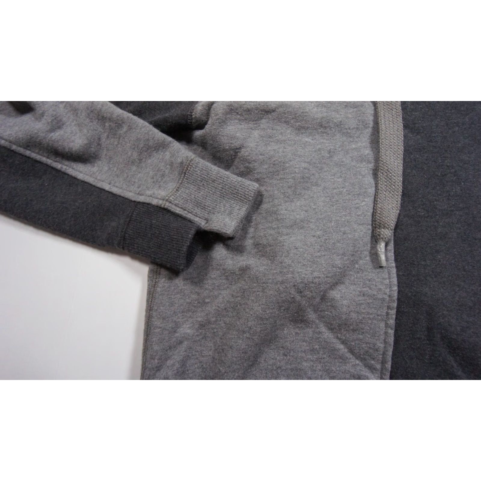 Puma PUMA Onitsuka Tiger Gray Hoodie Adult Medium Long Sleeve Pullover Outdoor Mens Size US M / EU 48-50 / 2 - 4 Thumbnail