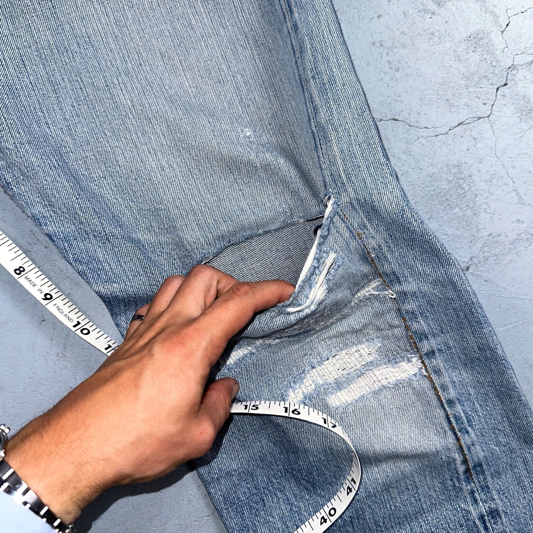 Levi's VINTAGE Levi's 501 Jeans Mens 36x36 Light Wash 80s USA Straight Distressed Cotton Core Size US 36 / EU 52 - 7 Thumbnail
