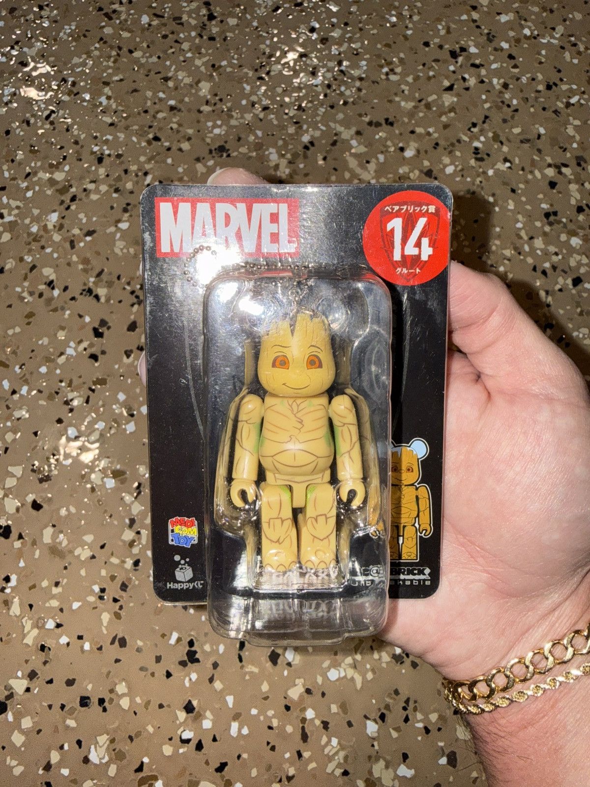 Disney × Medicom Toy Bearbrick x Marvel Groot Keychain 100% Blister Size ONE SIZE - 1 Thumbnail